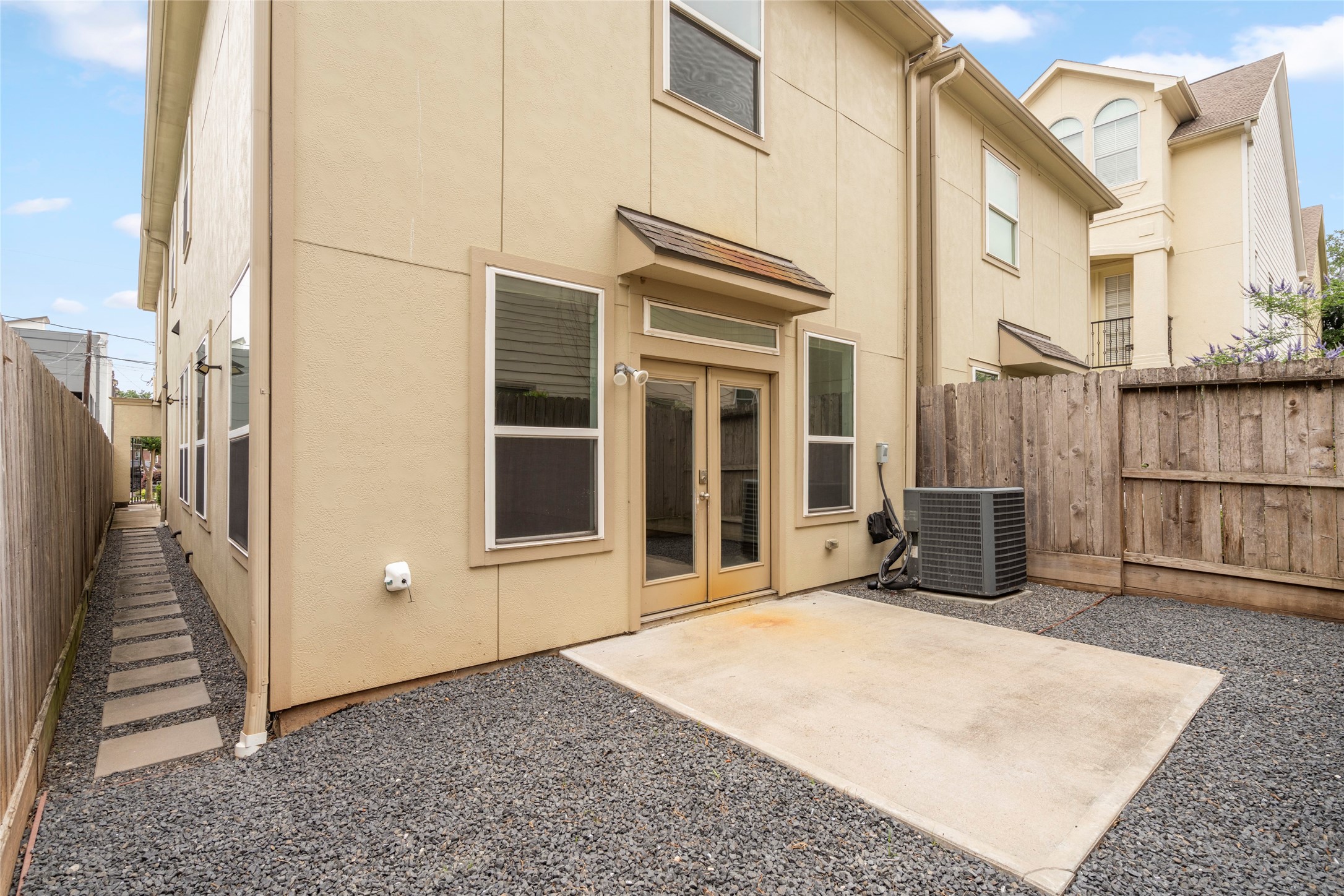 1611 Summer Street B Property Photo 32