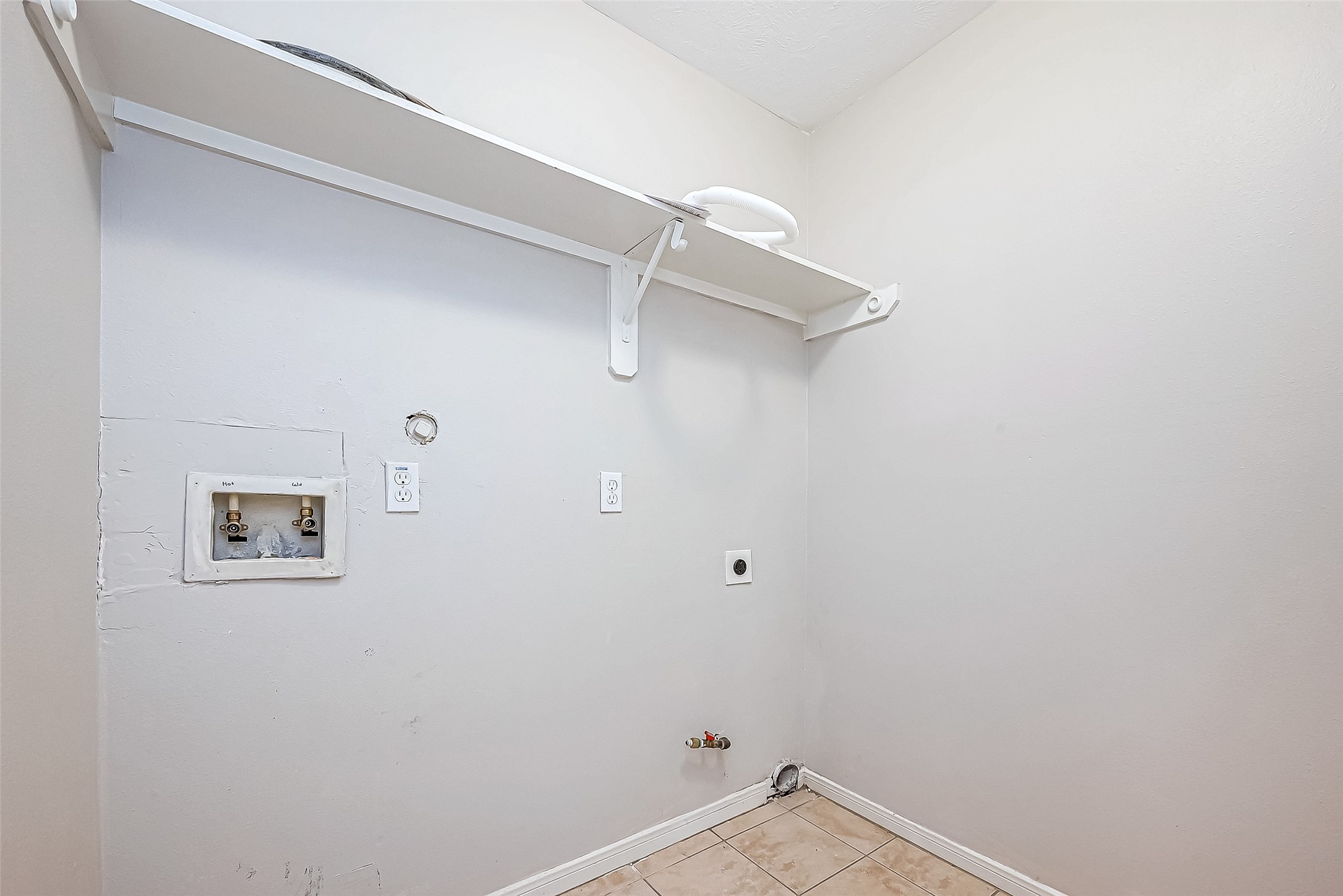 10043 Morocco Road Property Photo 21