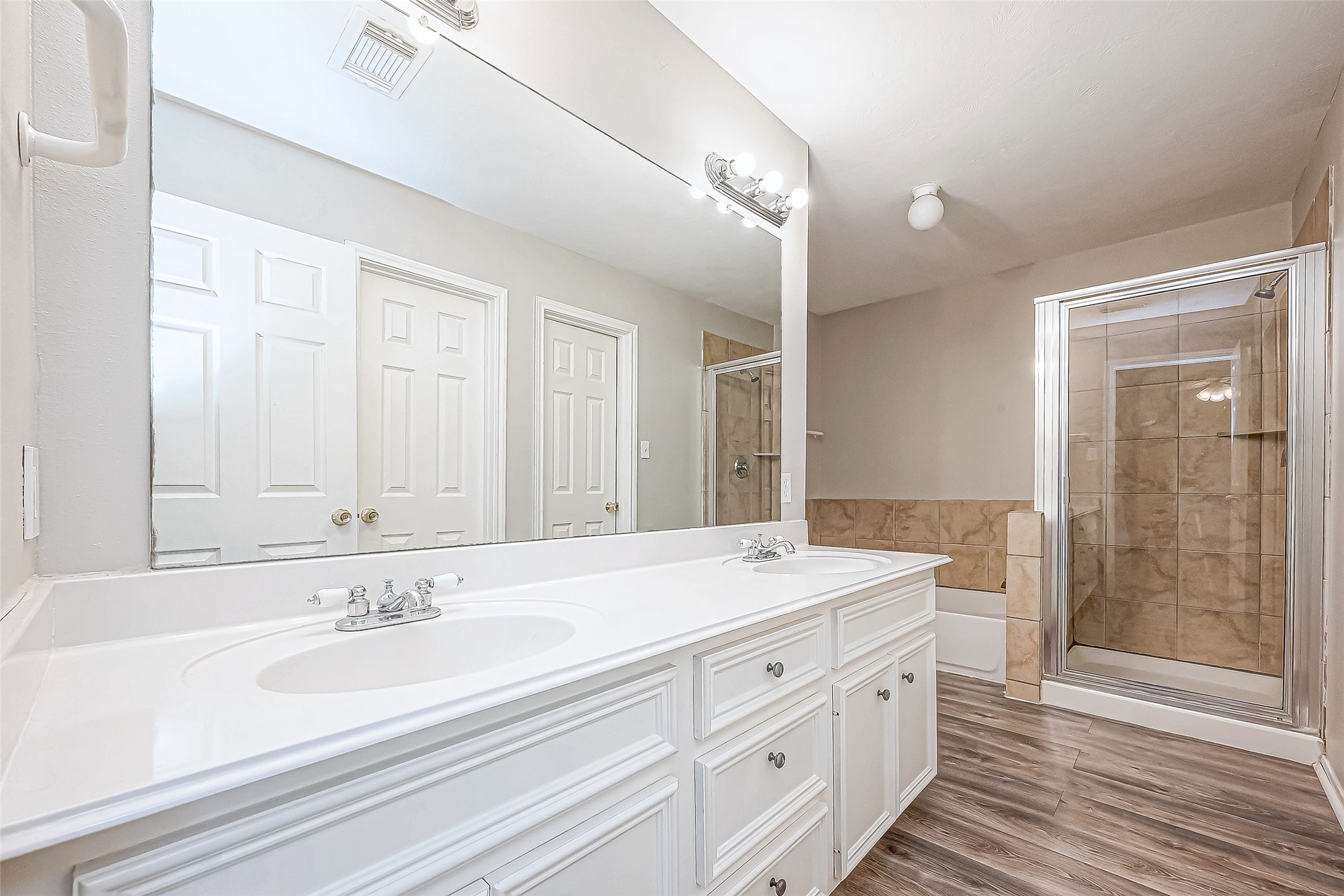 10043 Morocco Road Property Photo 36
