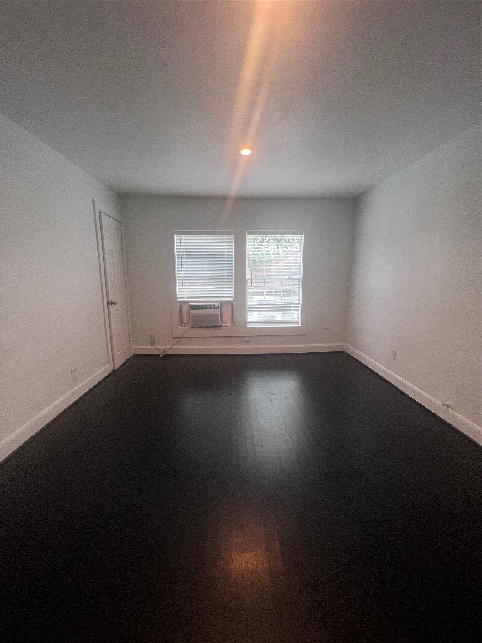 605 Enid Street Property Photo 1