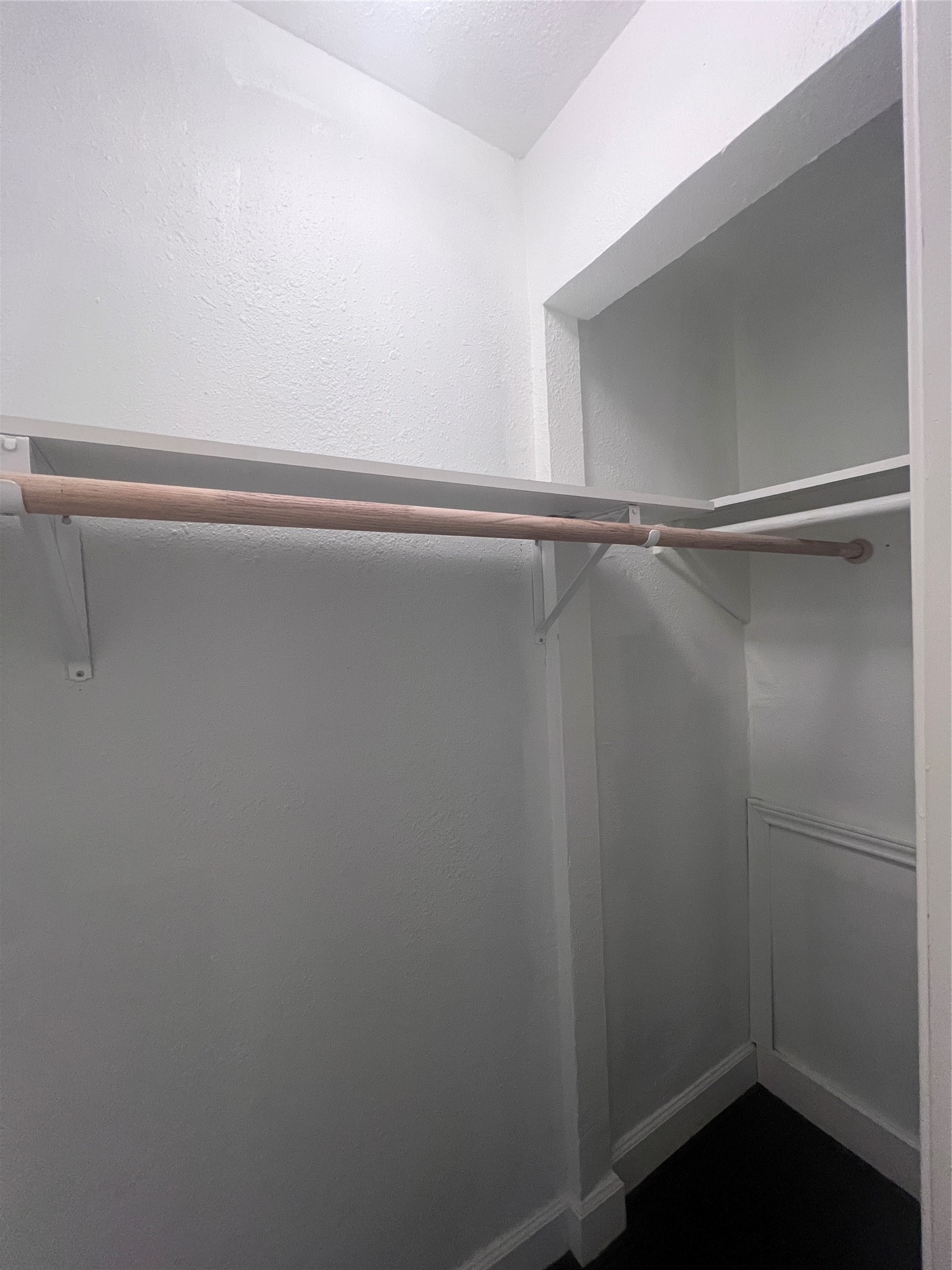605 Enid Street Property Photo 3