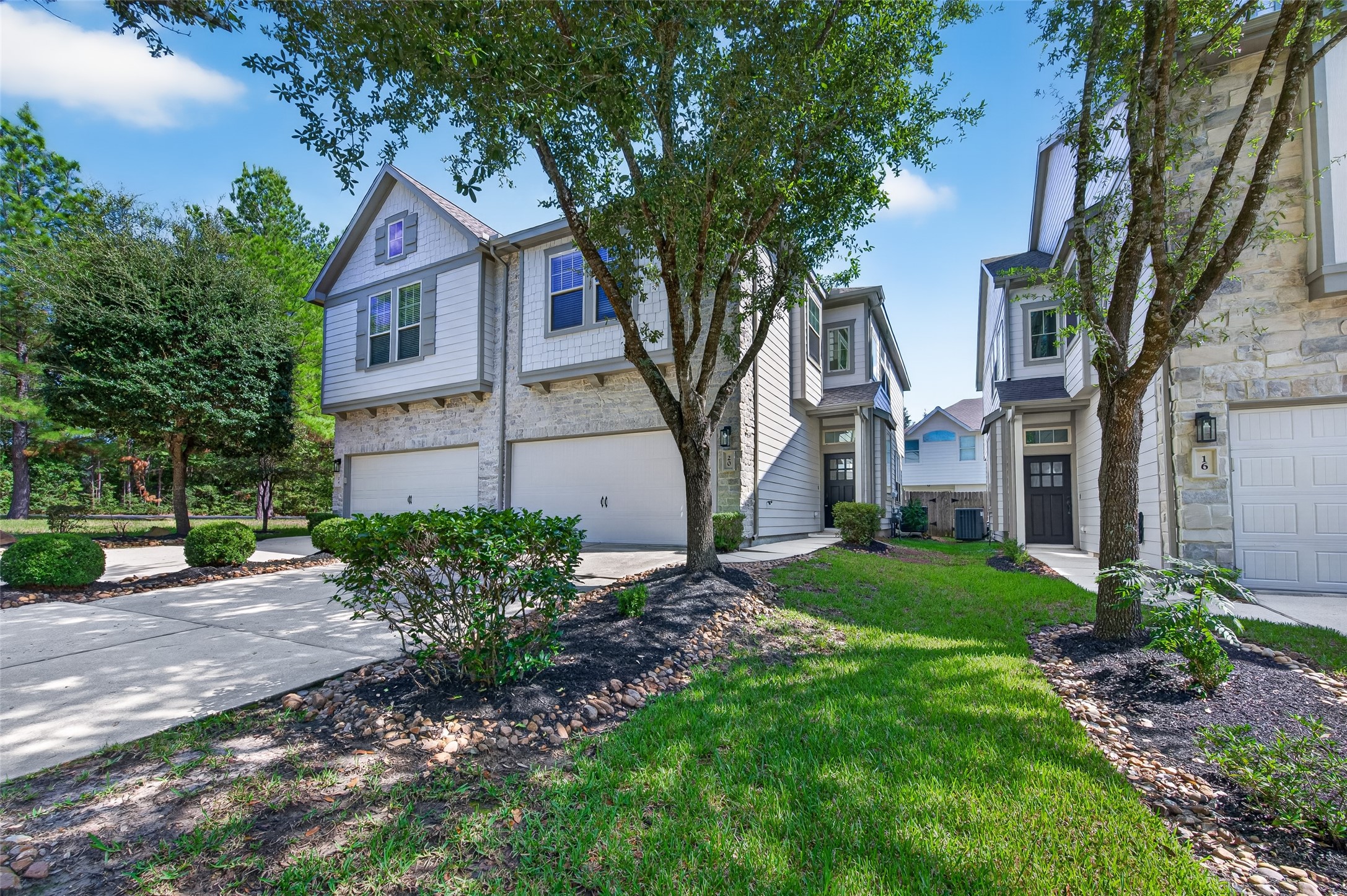 20 Cheswood Manor Court Property Photo 1
