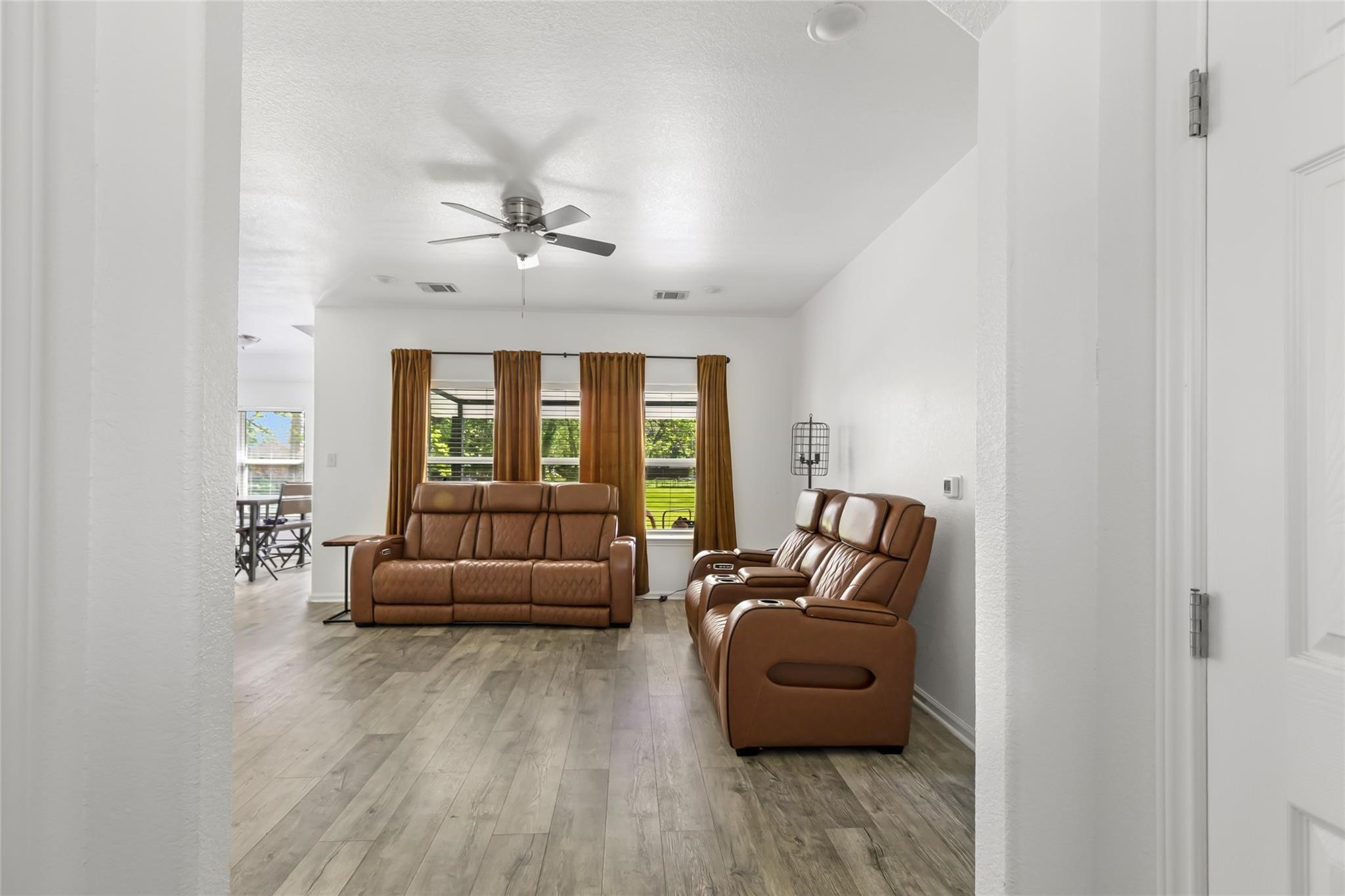 451 County Road 2358 Property Photo 6
