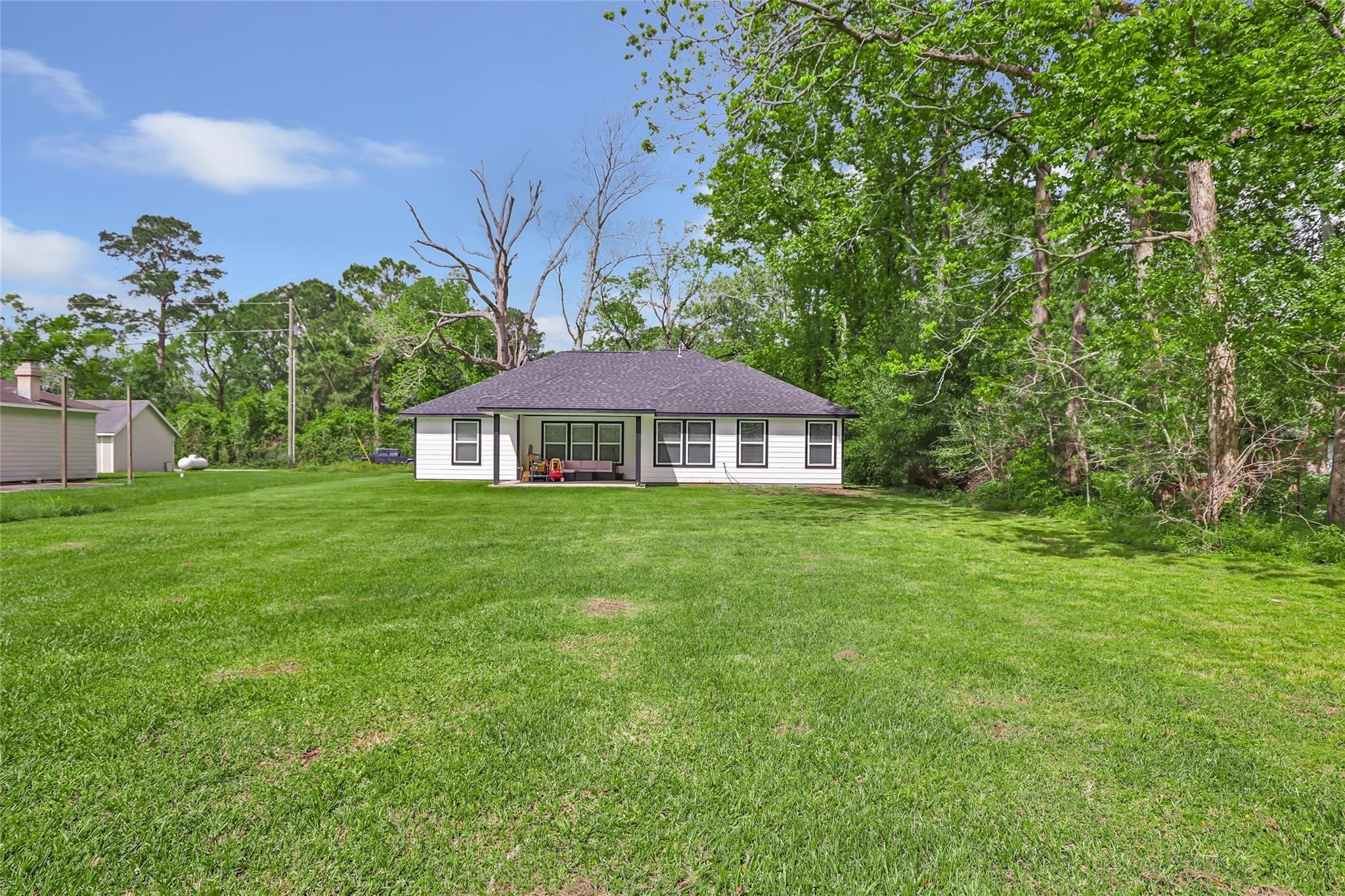 451 County Road 2358 Property Photo 26