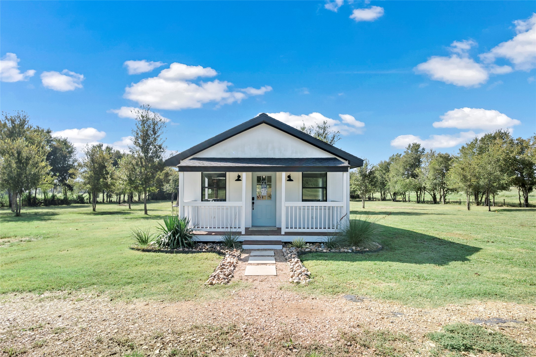 8611 Fm 1370 Property Photo 1