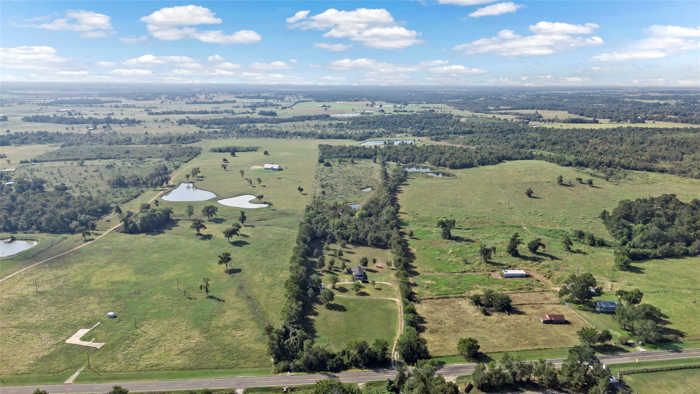 8611 Fm 1370 Property Photo 2