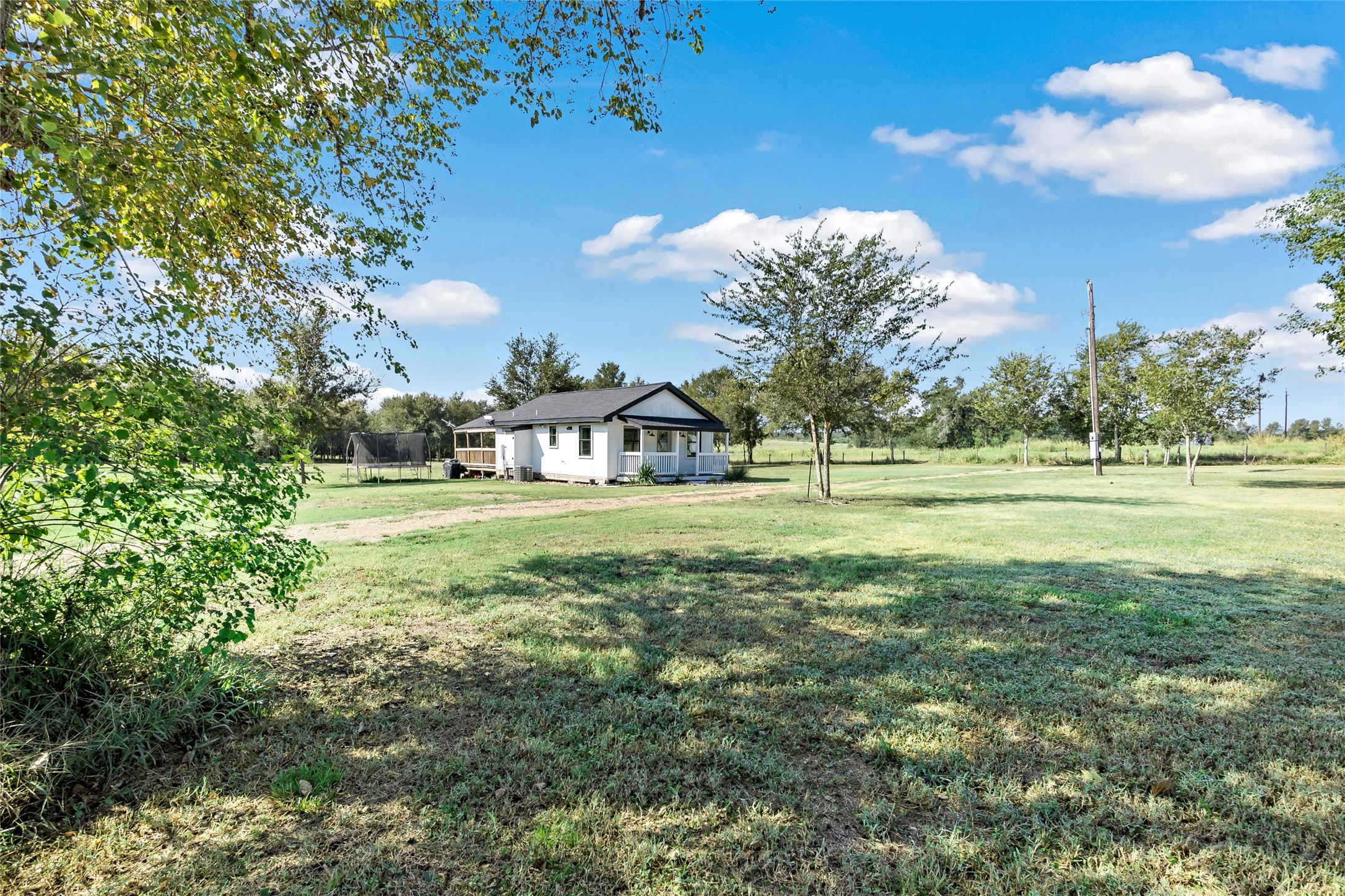 8611 Fm 1370 Property Photo 23