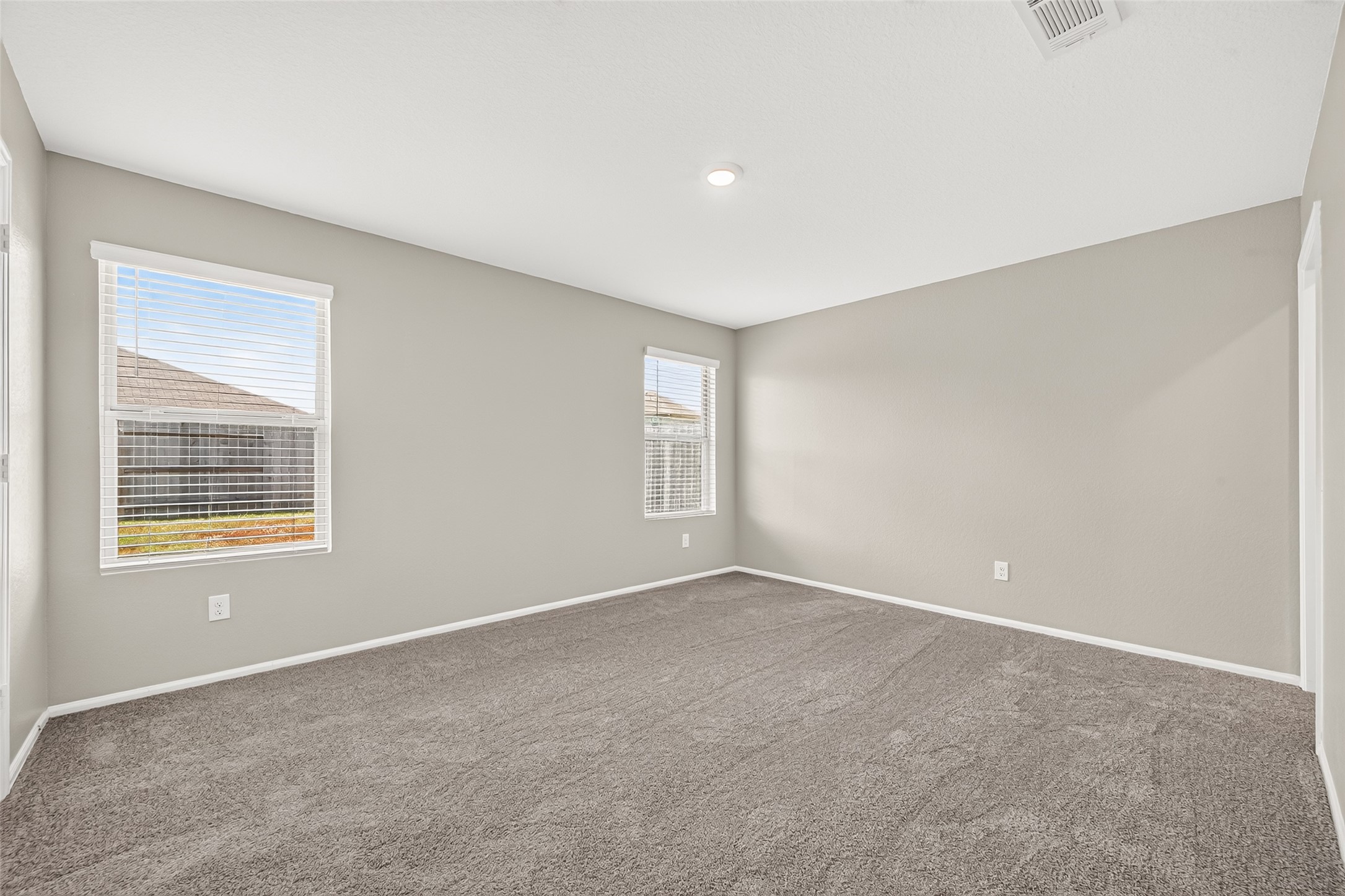 19494 Rosali Meadow Drive Property Photo 15
