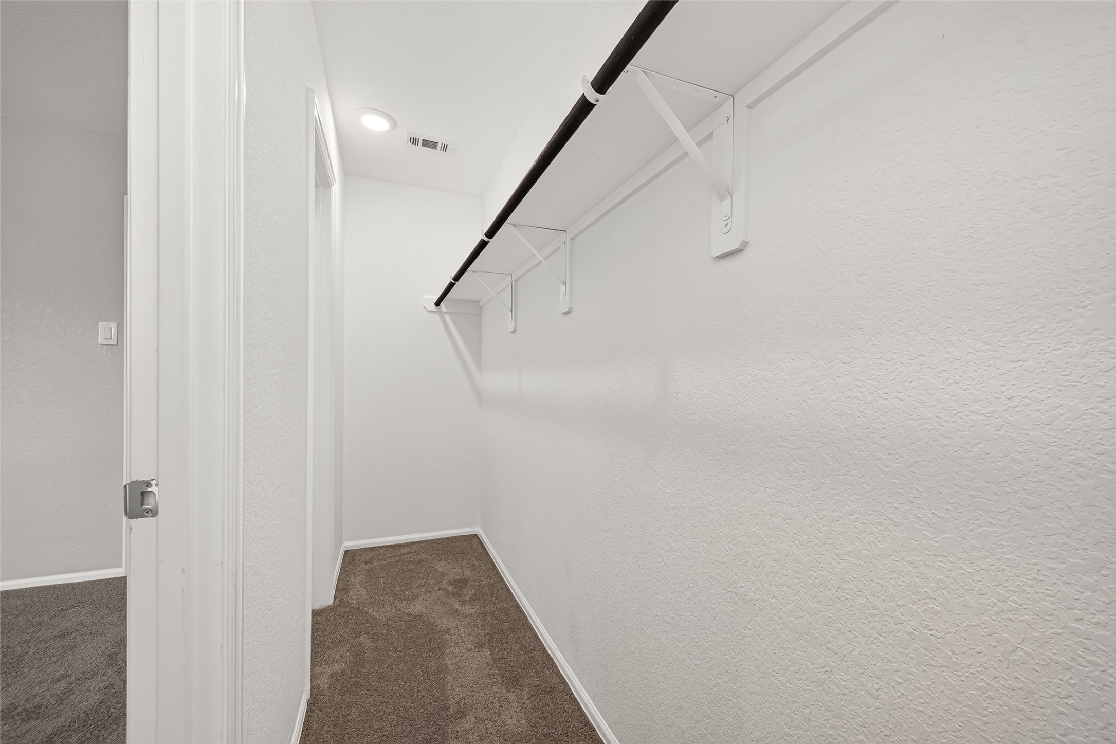 19494 Rosali Meadow Drive Property Photo 17