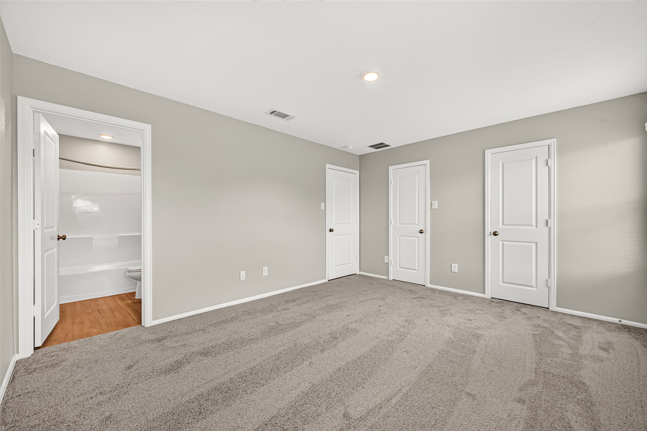 19494 Rosali Meadow Drive Property Photo 21
