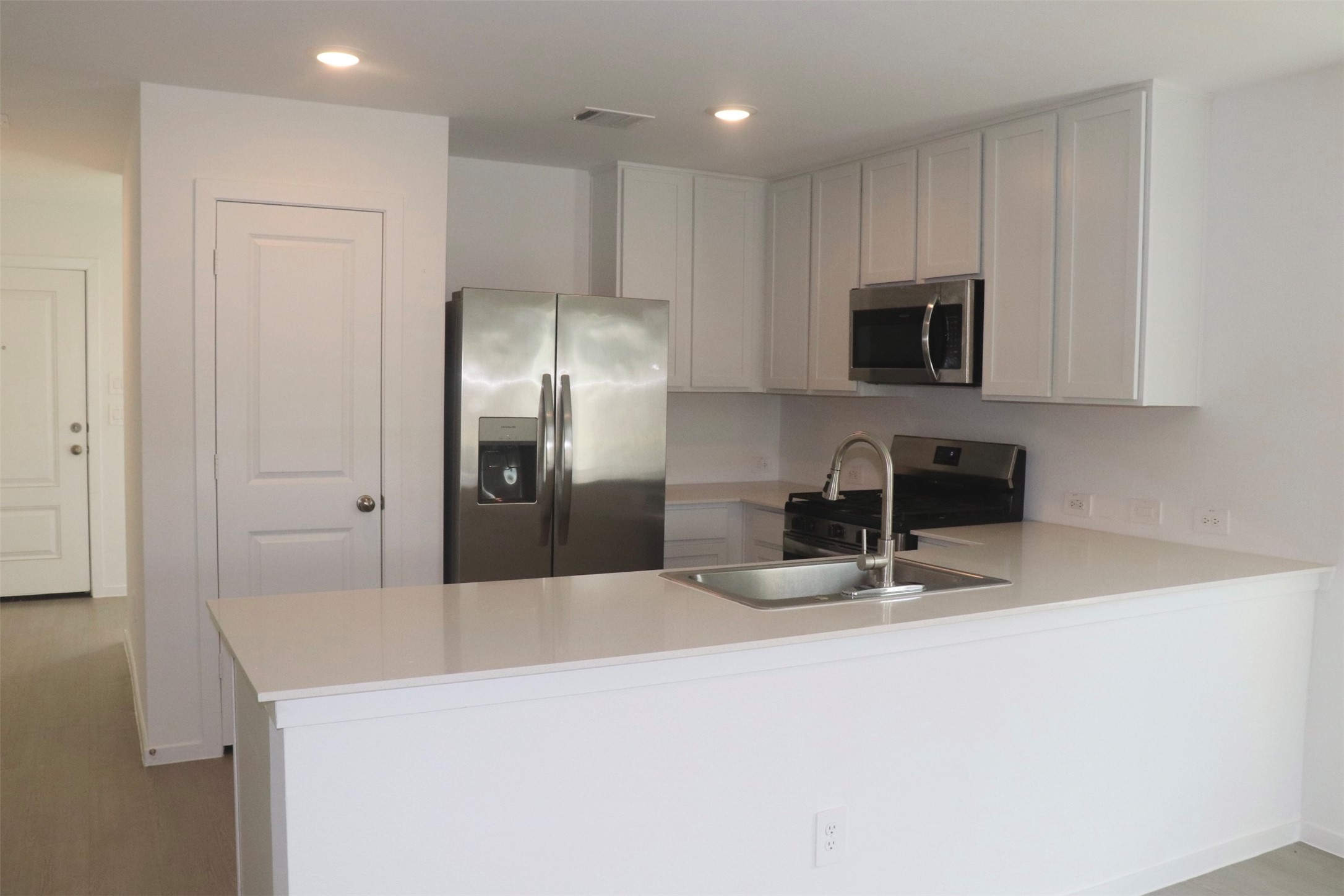 16477 Blossom Grove Drive Property Photo 5