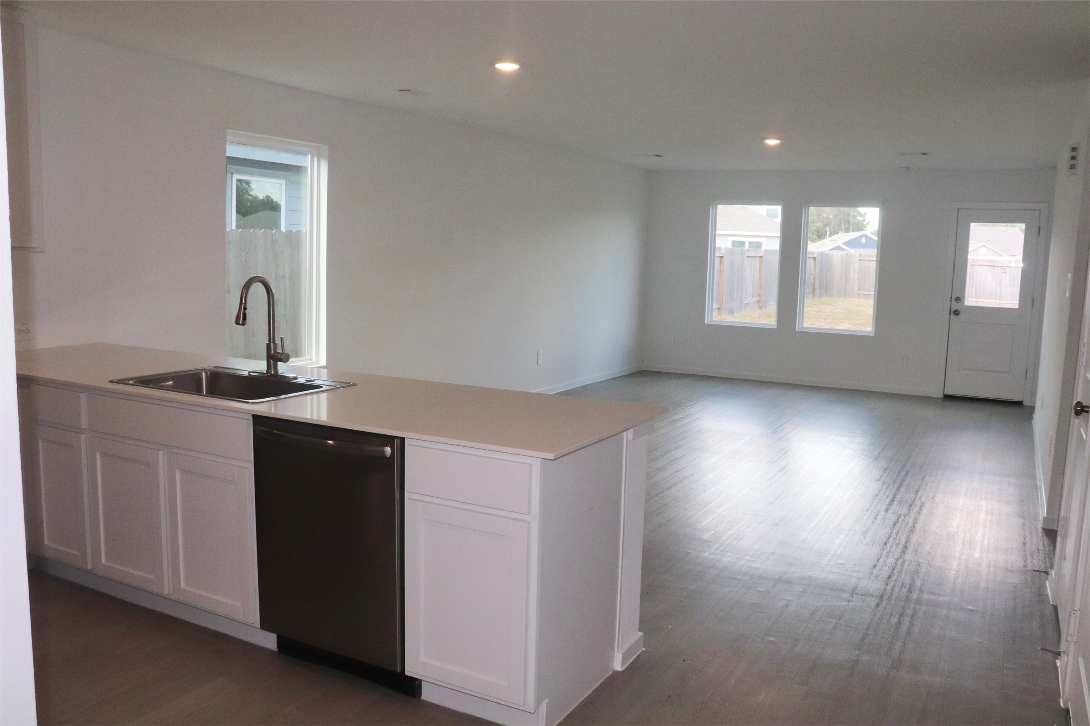 16477 Blossom Grove Drive Property Photo 9