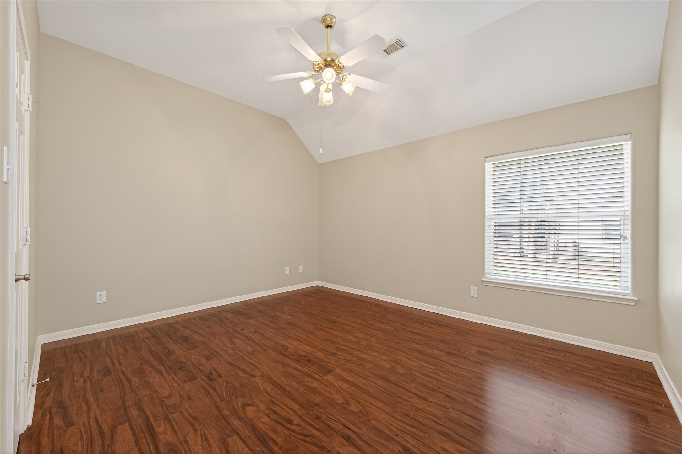 18810 Walden Forest Drive Property Photo 26