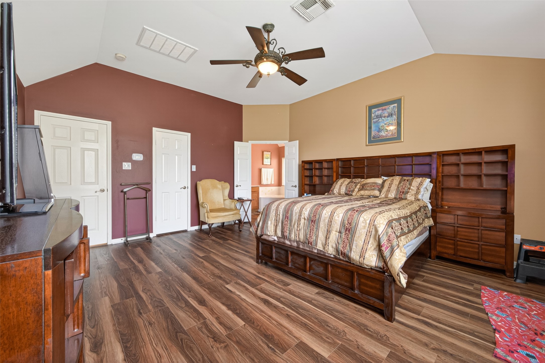 18810 Walden Forest Drive Property Photo 29