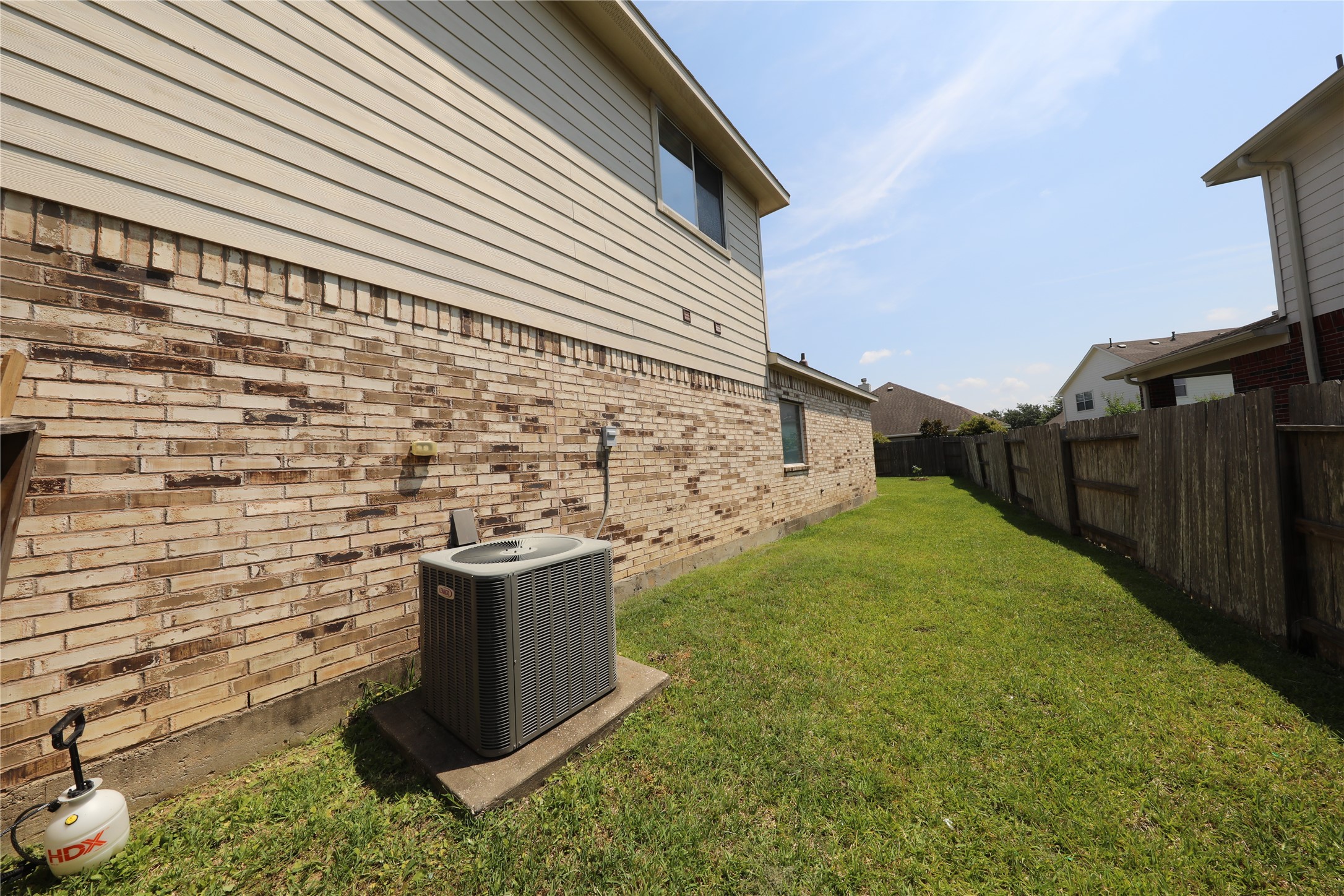 2311 Diamond Springs Drive Property Photo 25