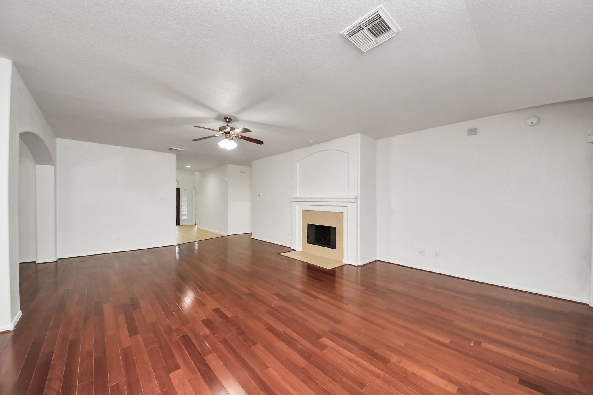 2412 Appian Way Property Photo 12