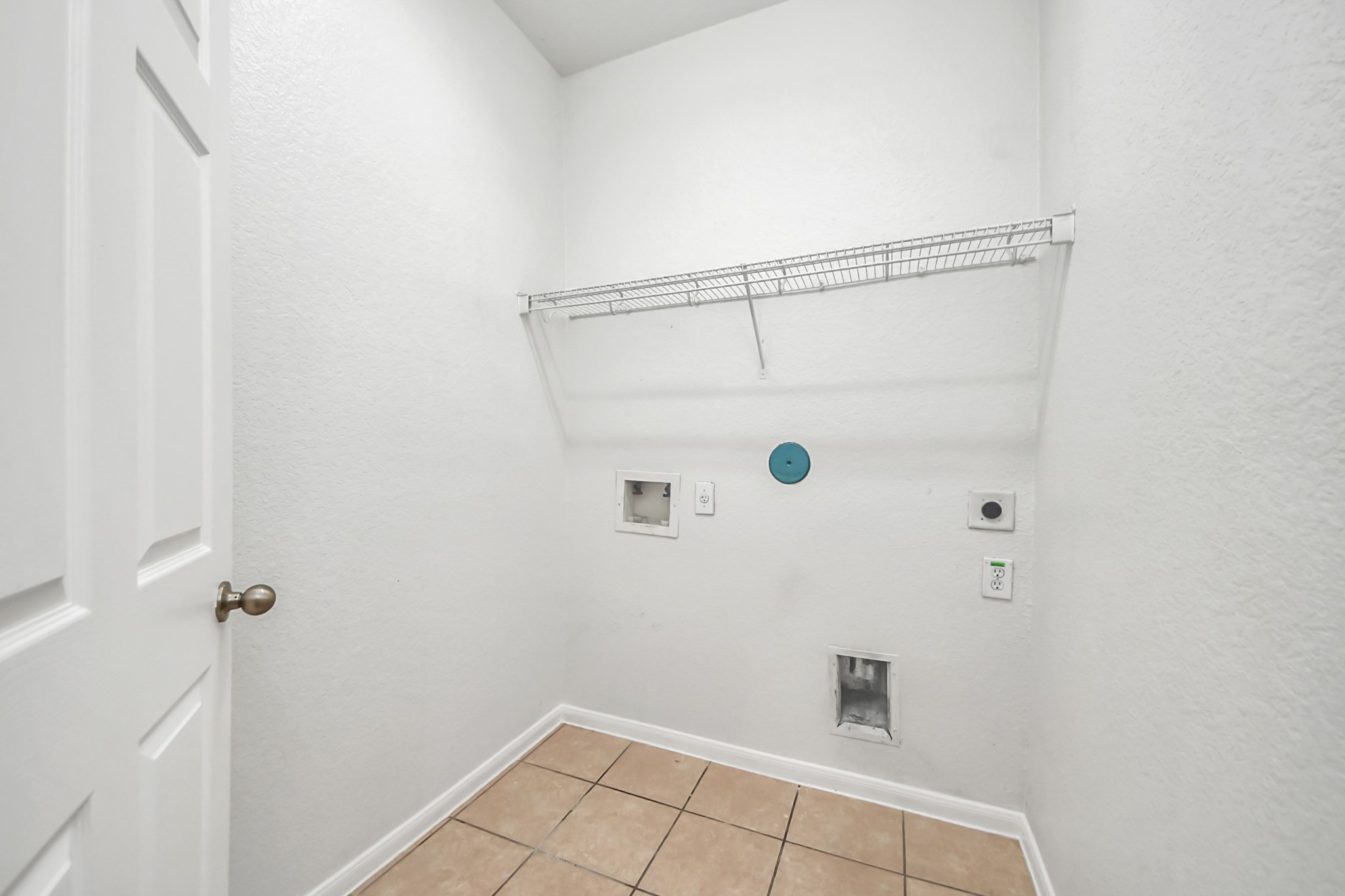 2412 Appian Way Property Photo 34