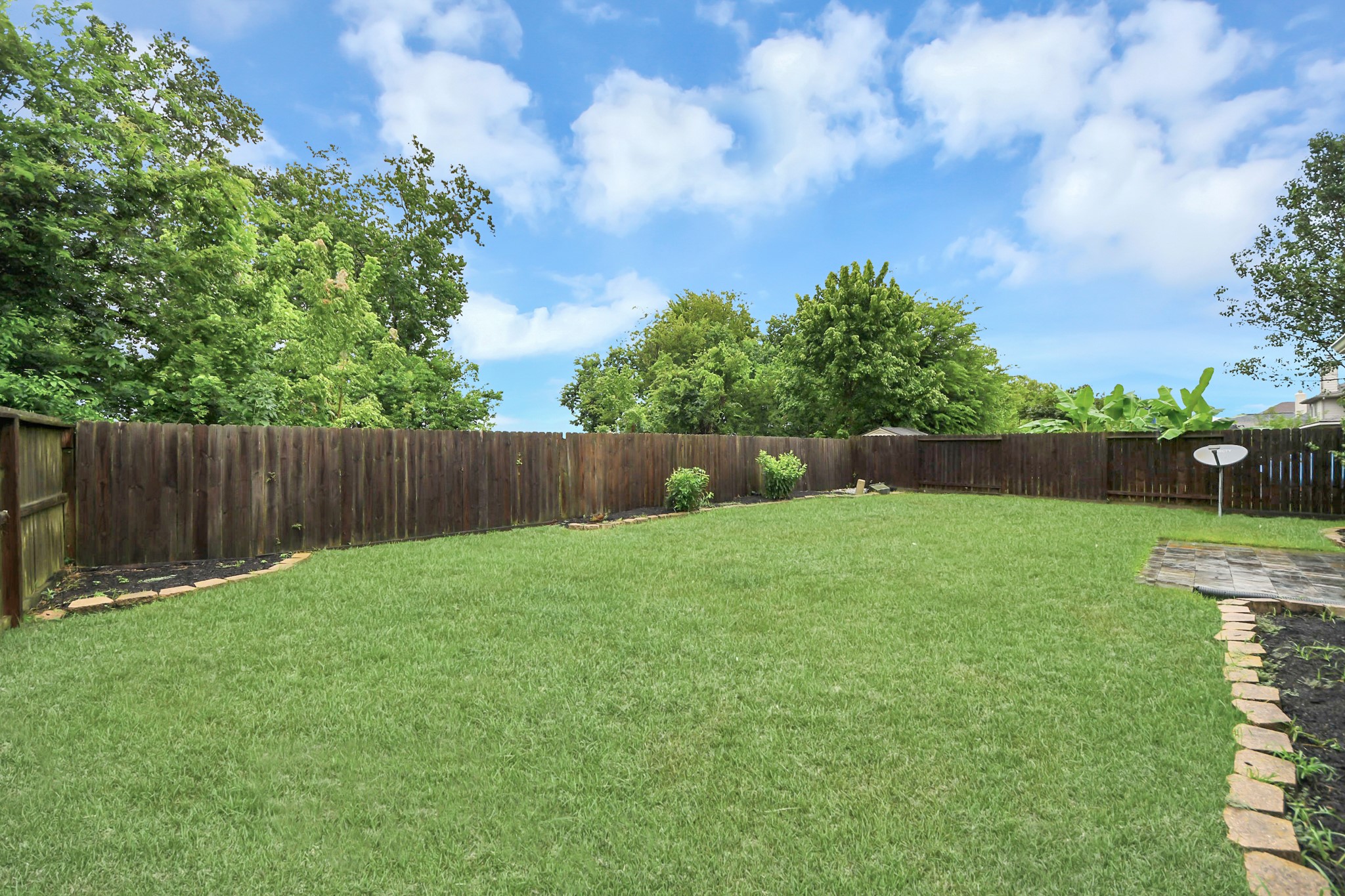 2412 Appian Way Property Photo 35