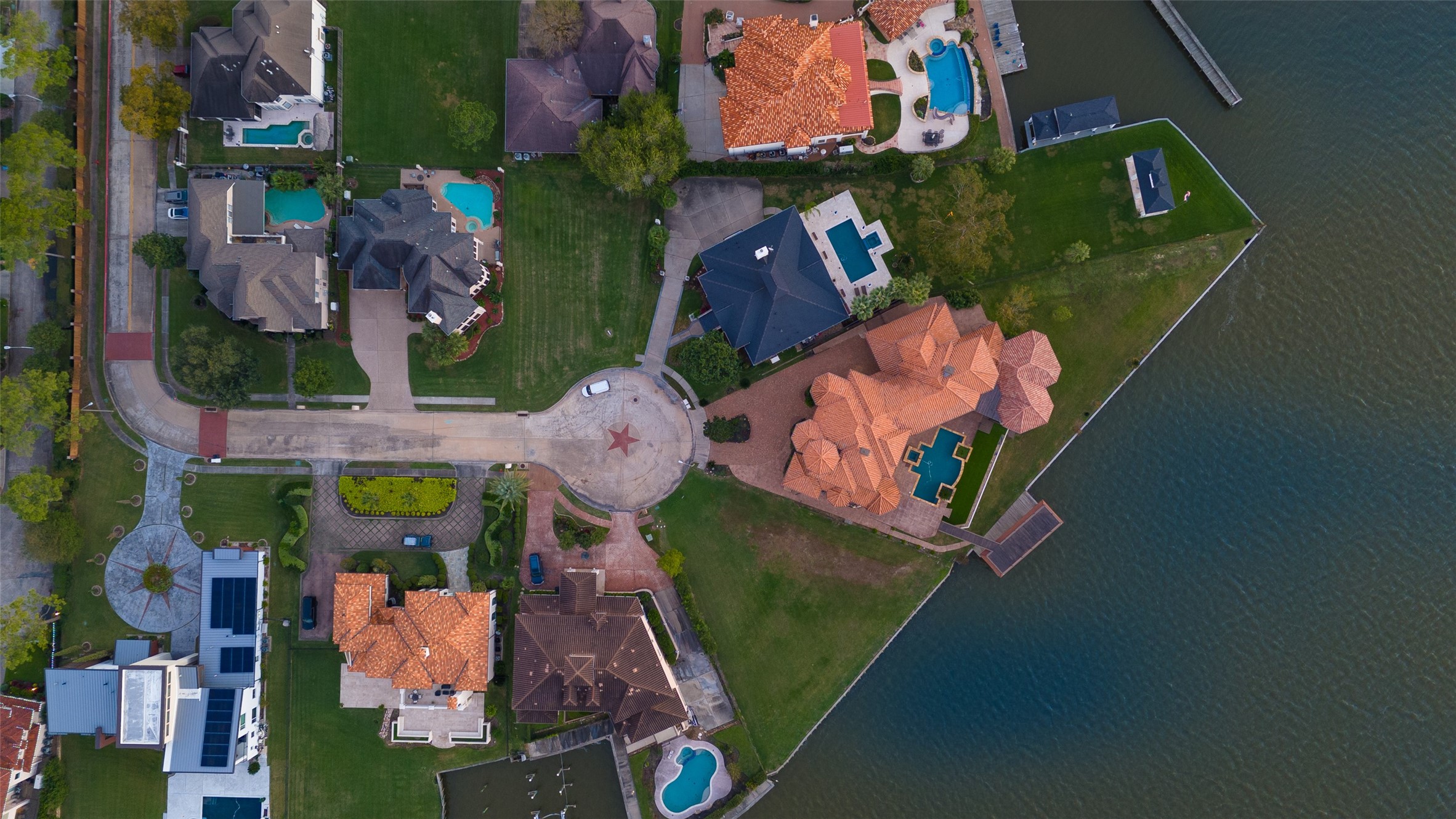 2302 Carina Court Property Photo 15