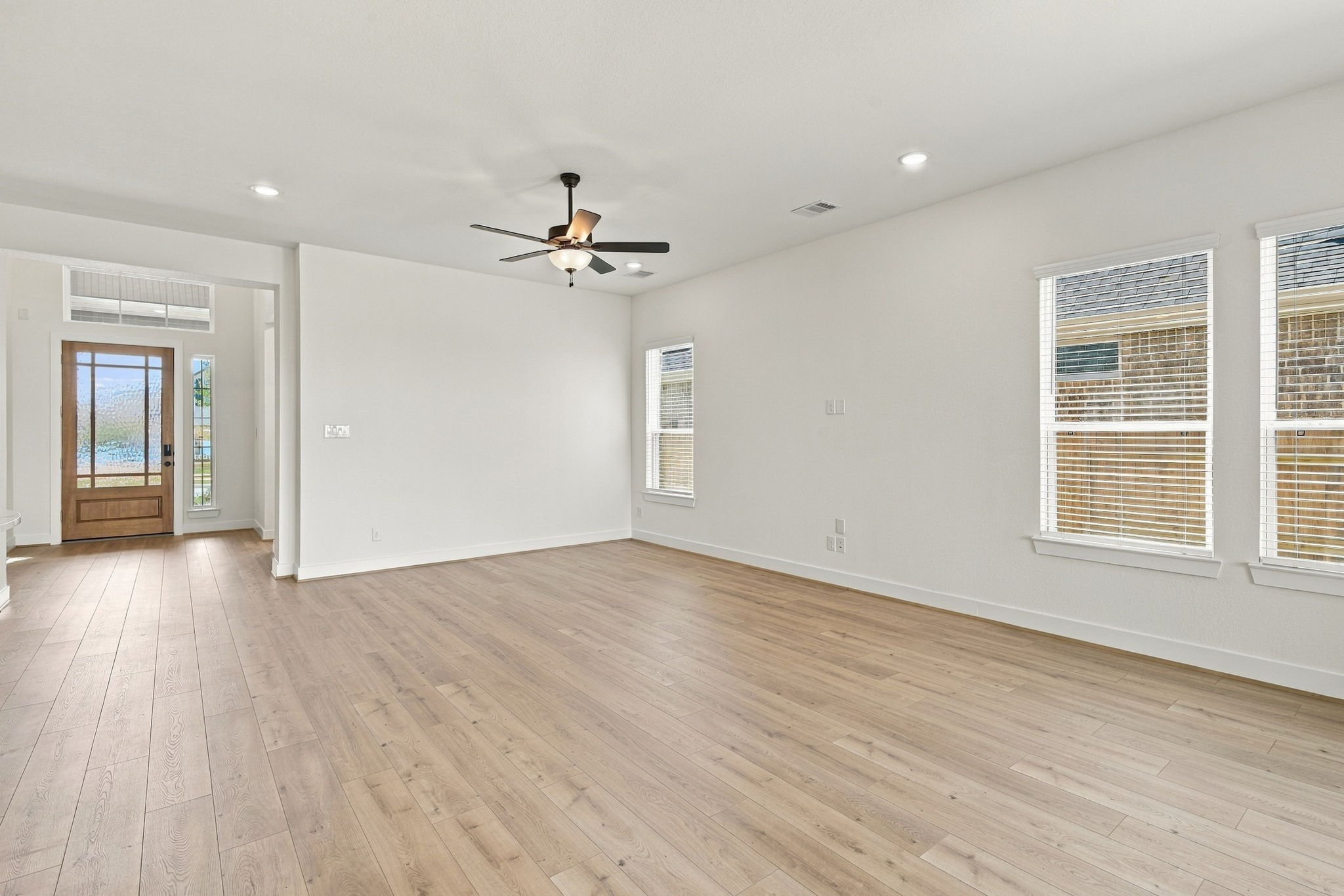 25102 Skyline Prairie Lane Property Photo 7