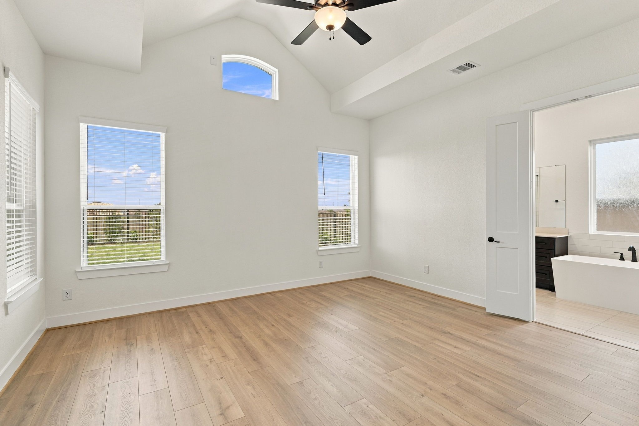 25102 Skyline Prairie Lane Property Photo 16