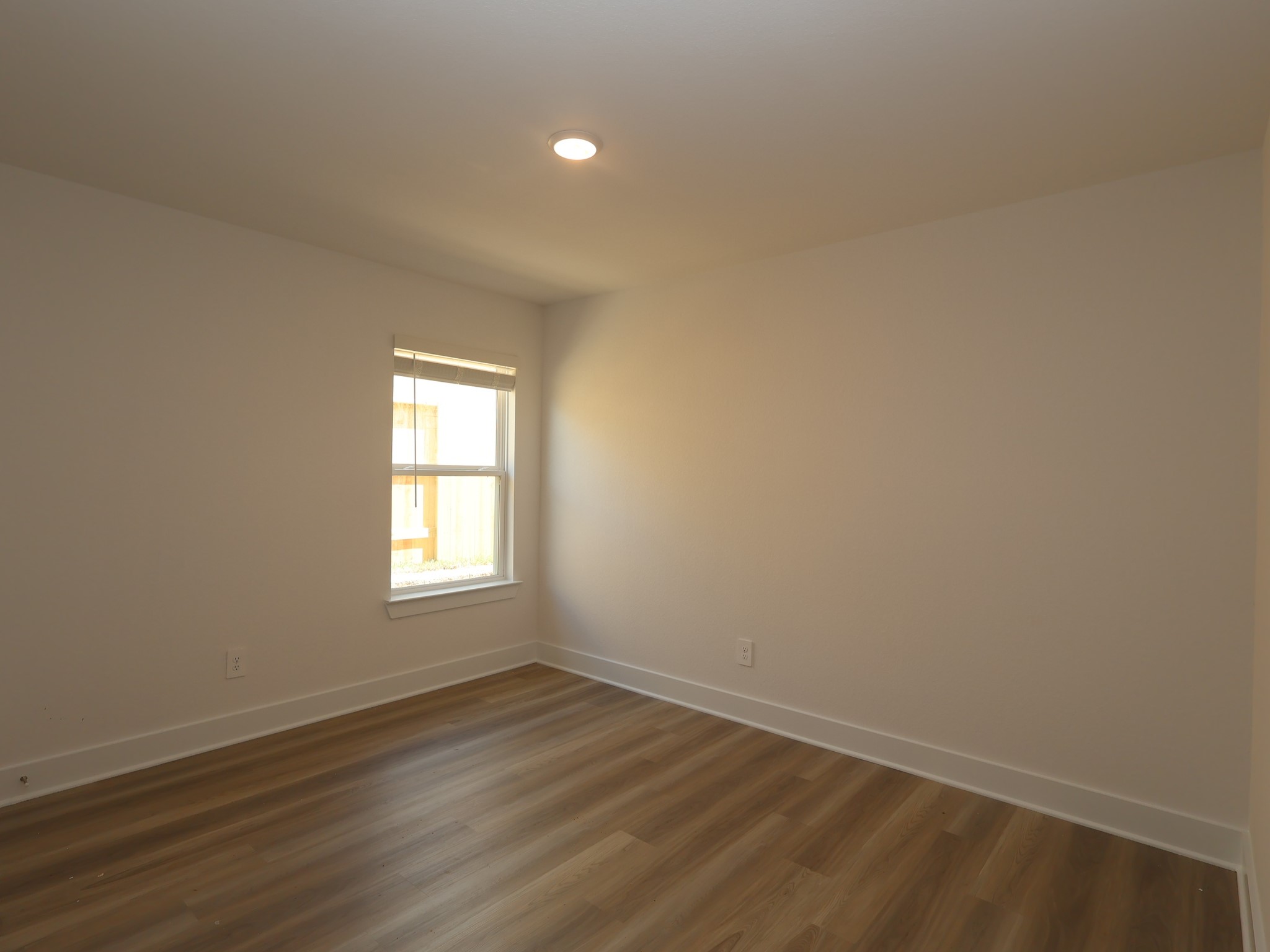 10587 Annex Avenue Property Photo 10