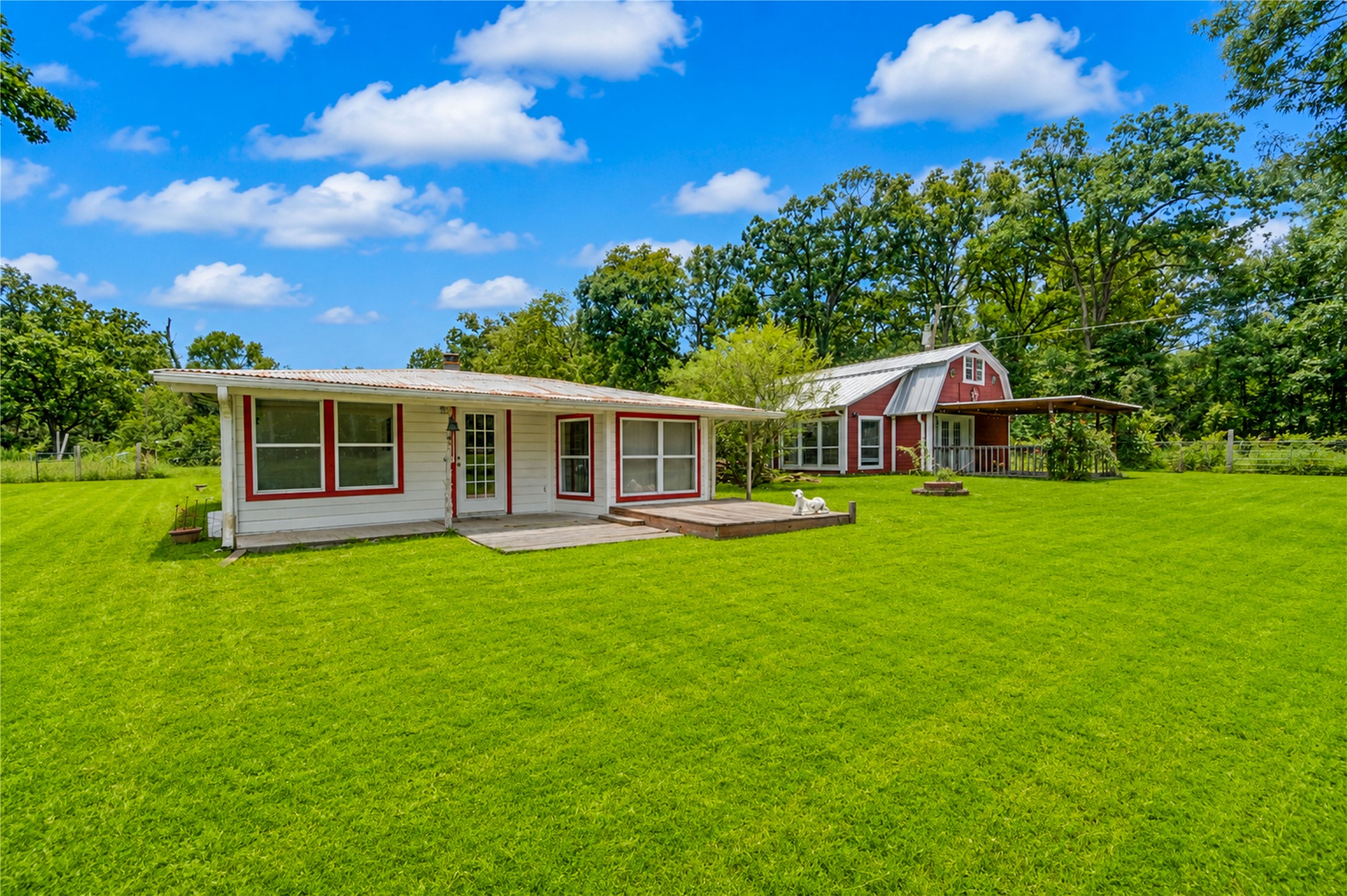 13497 Morgan Drive Property Photo 4