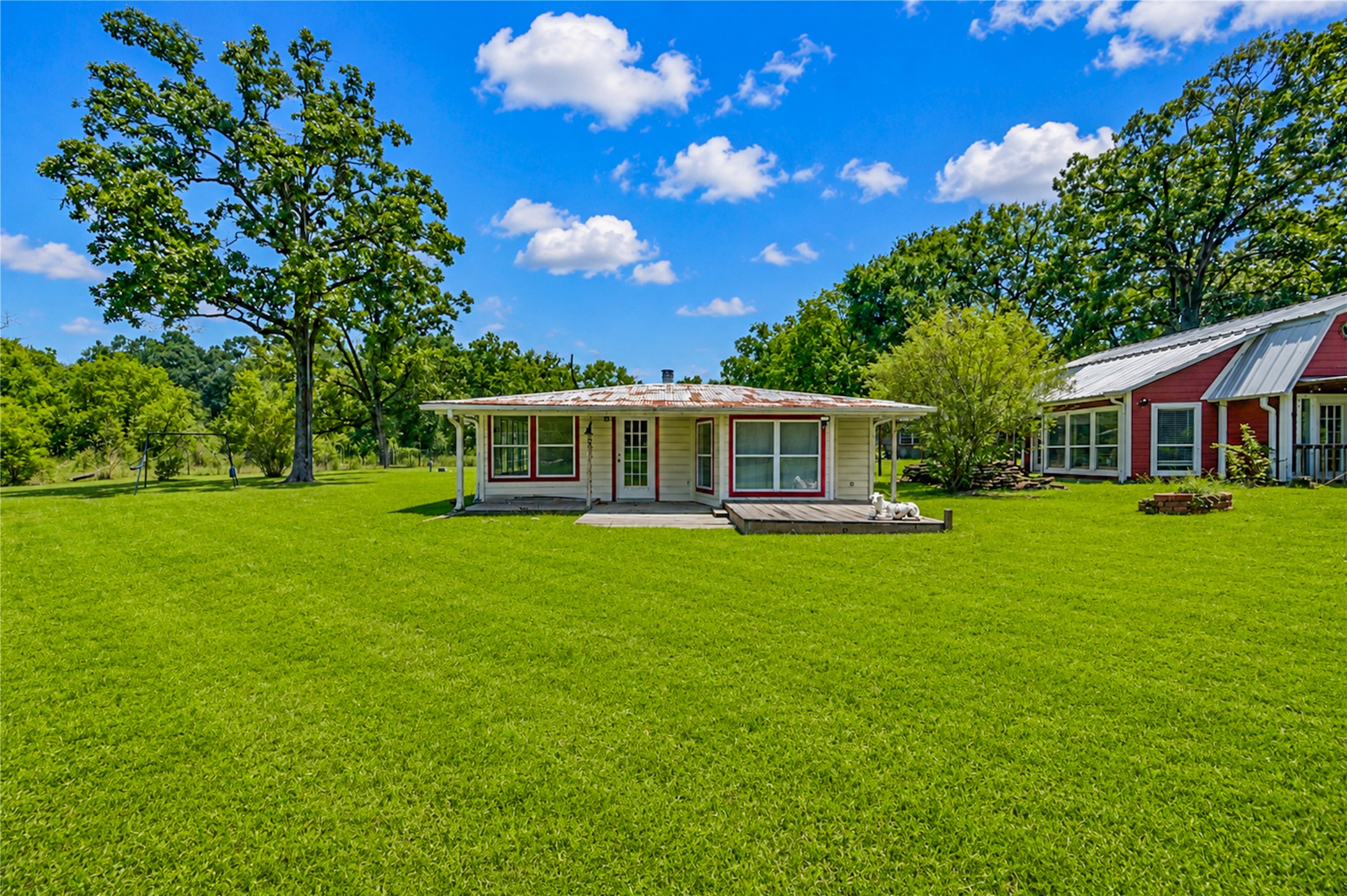 13497 Morgan Drive Property Photo 5