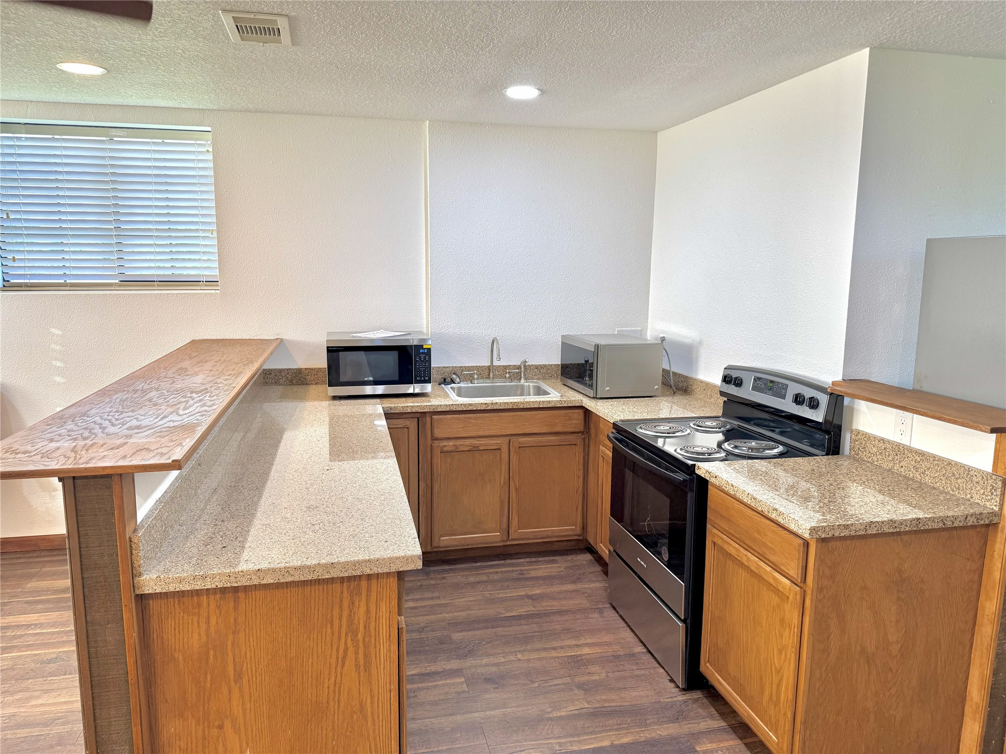 18635 Fm 442 Road Property Photo 9