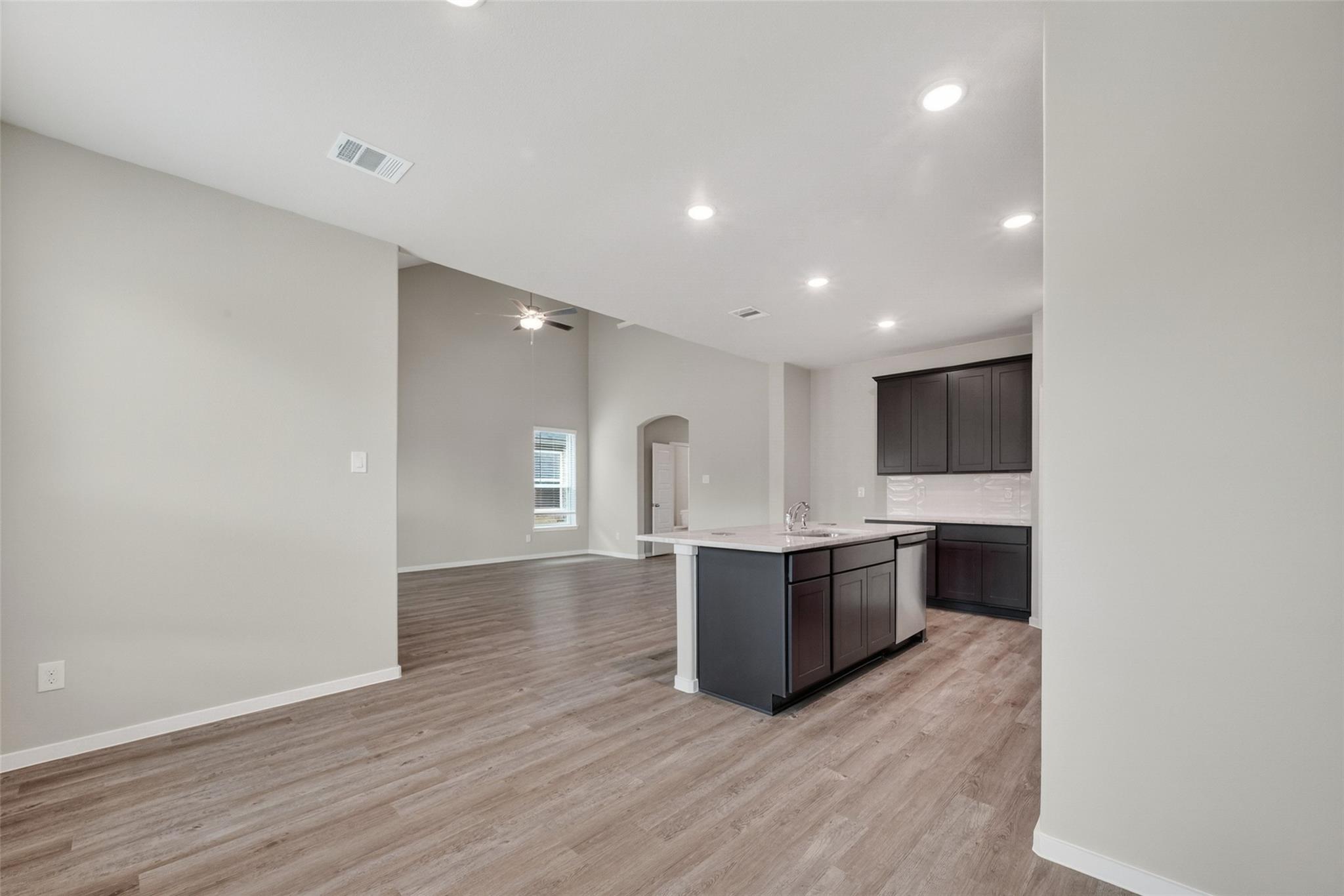 2110 Spring Hollow Drive, Baytown Tx 77521 Property Photo 13
