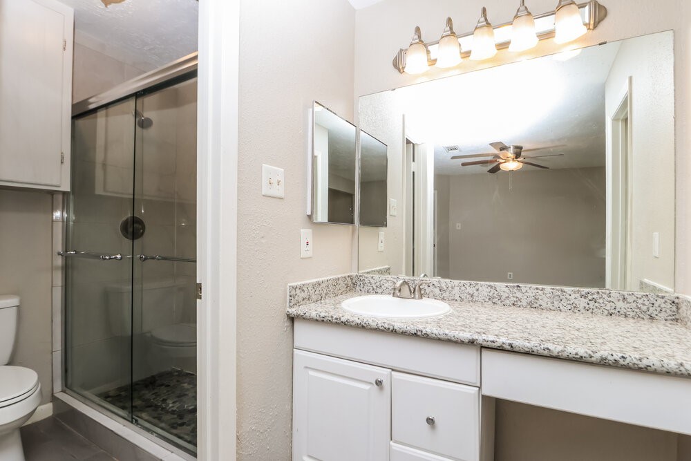 4503 Tylergate Drive Property Photo 11