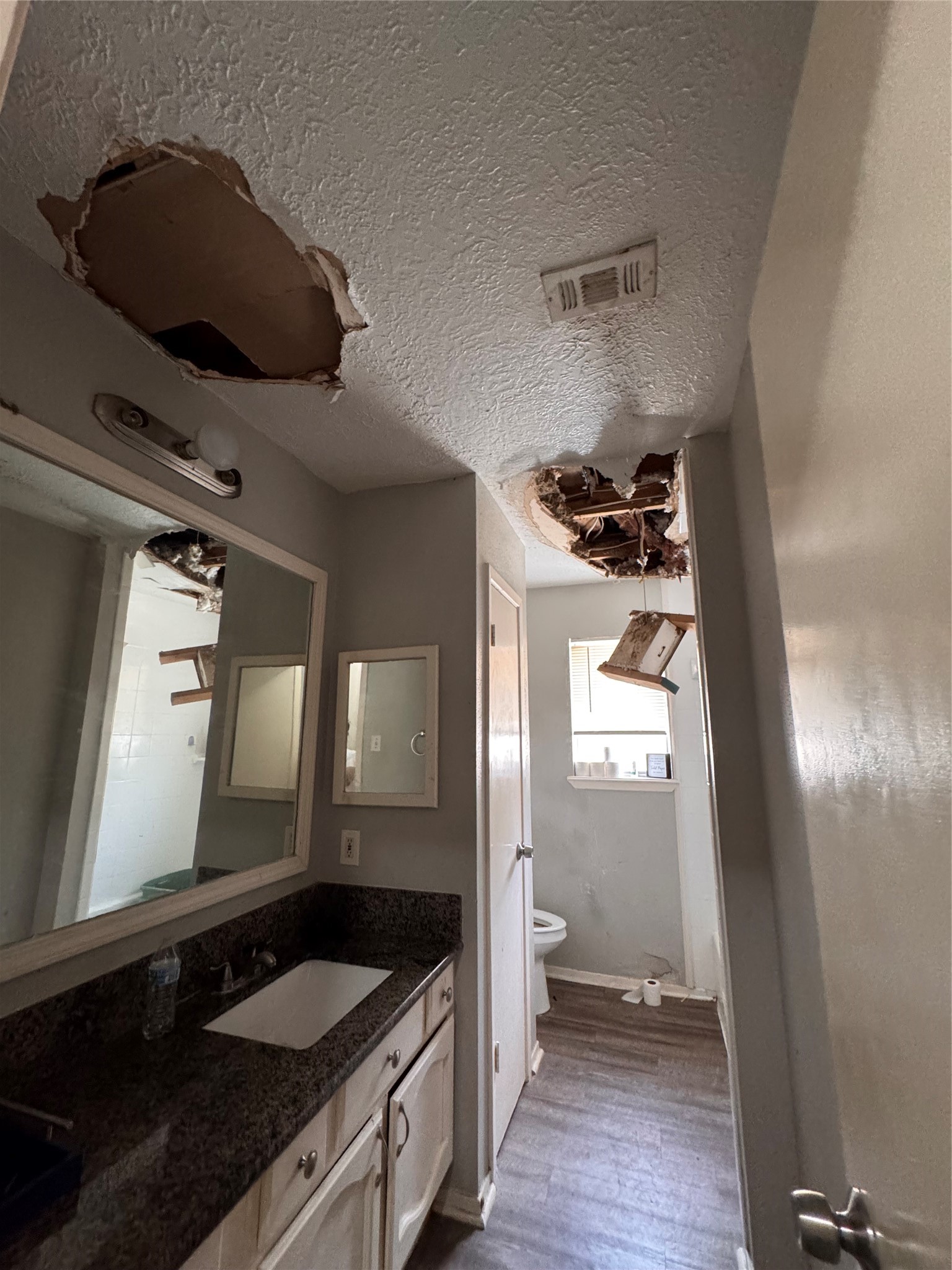 6303 Coachgate Drive Property Photo 14