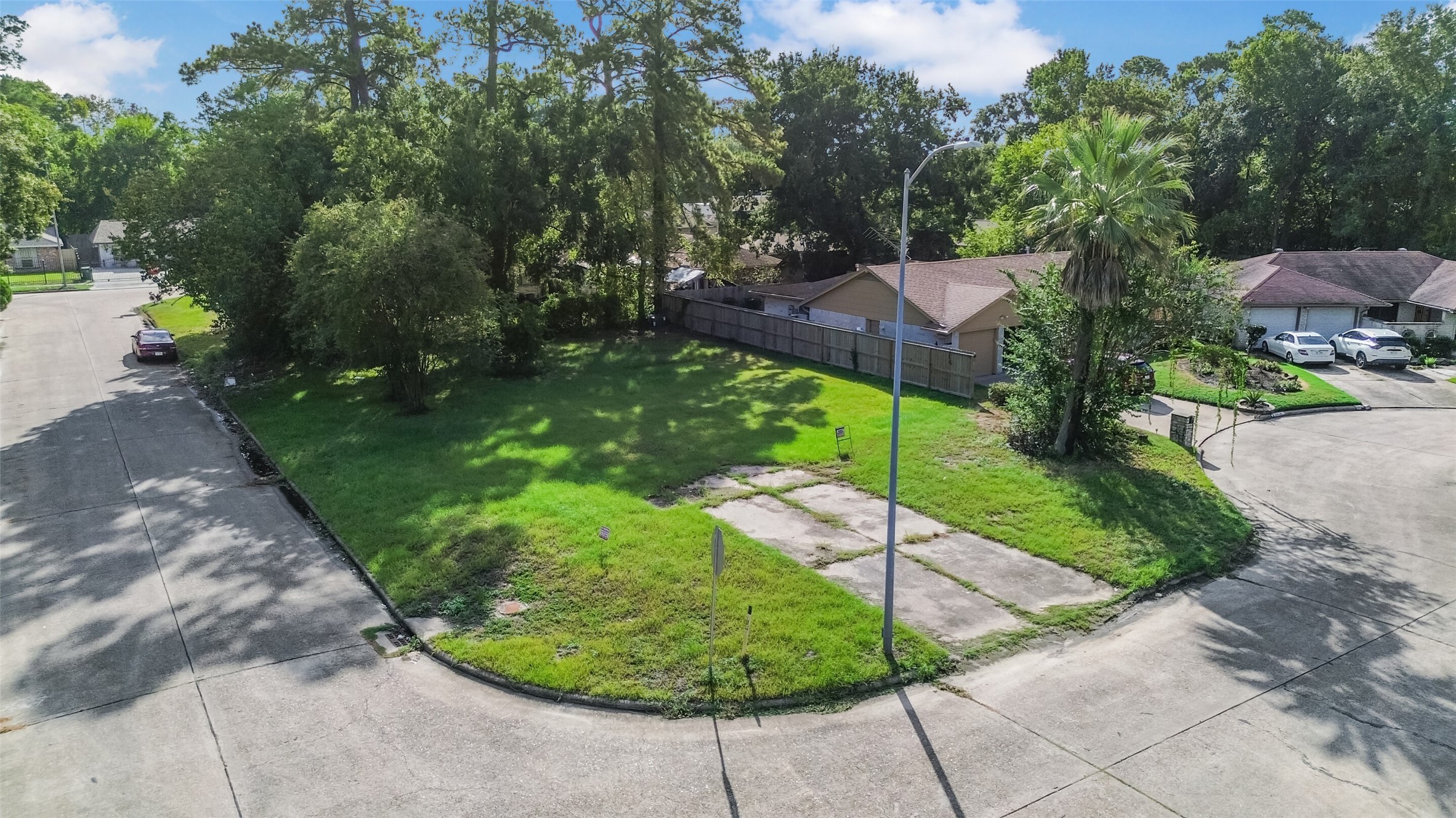 10814 Ribstone Circle Property Photo 1