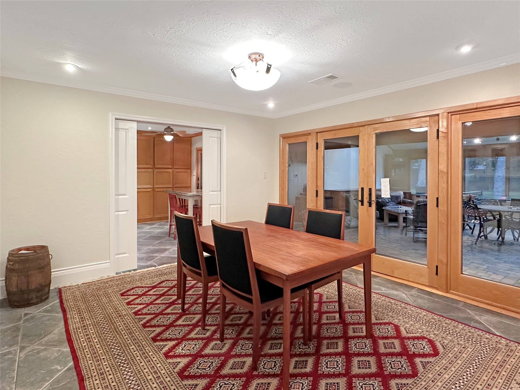 6610 Stoney River Drive Property Photo 10