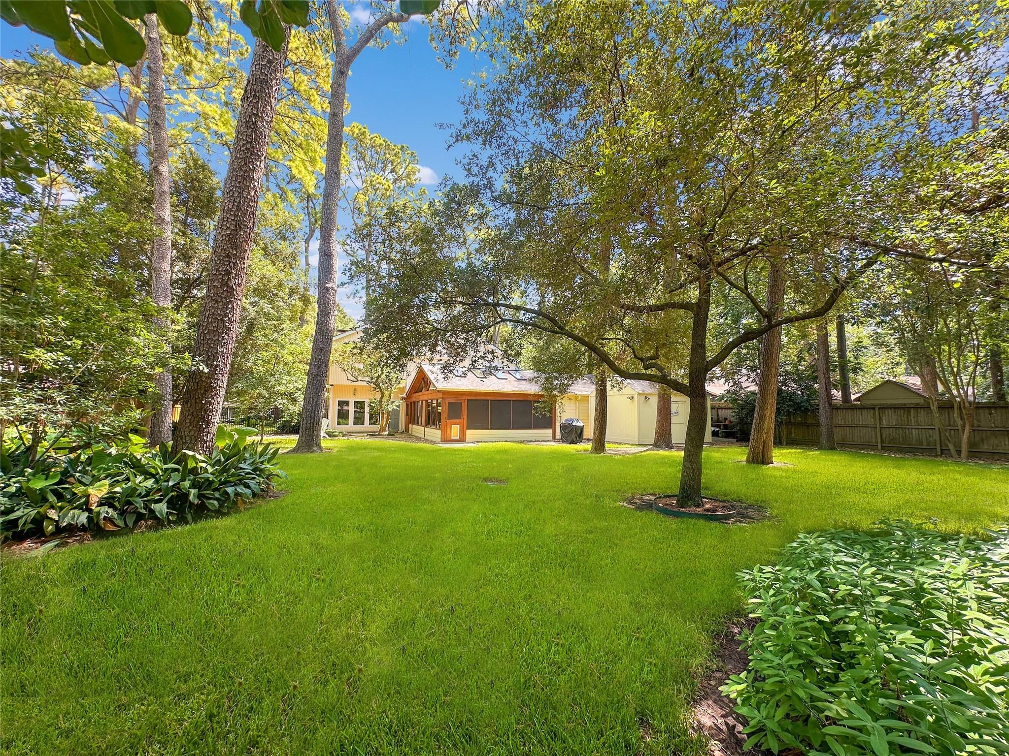 6610 Stoney River Drive Property Photo 28