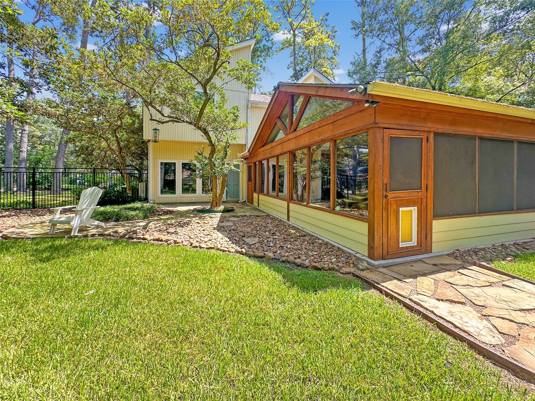 6610 Stoney River Drive Property Photo 30