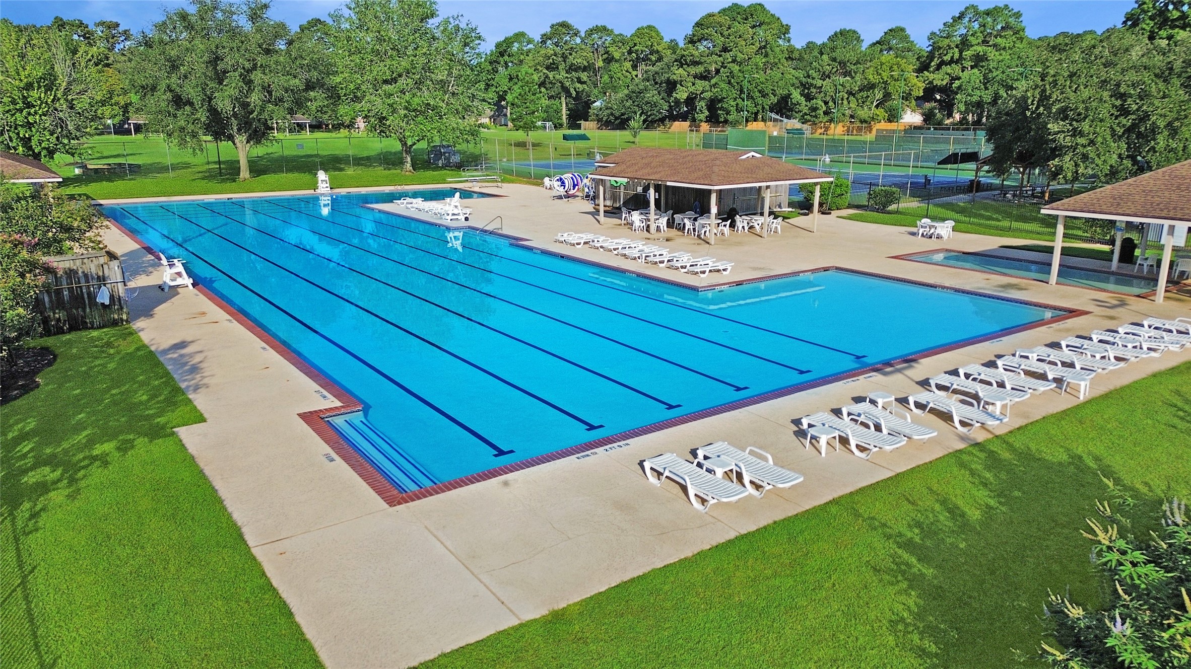 6610 Stoney River Drive Property Photo 33