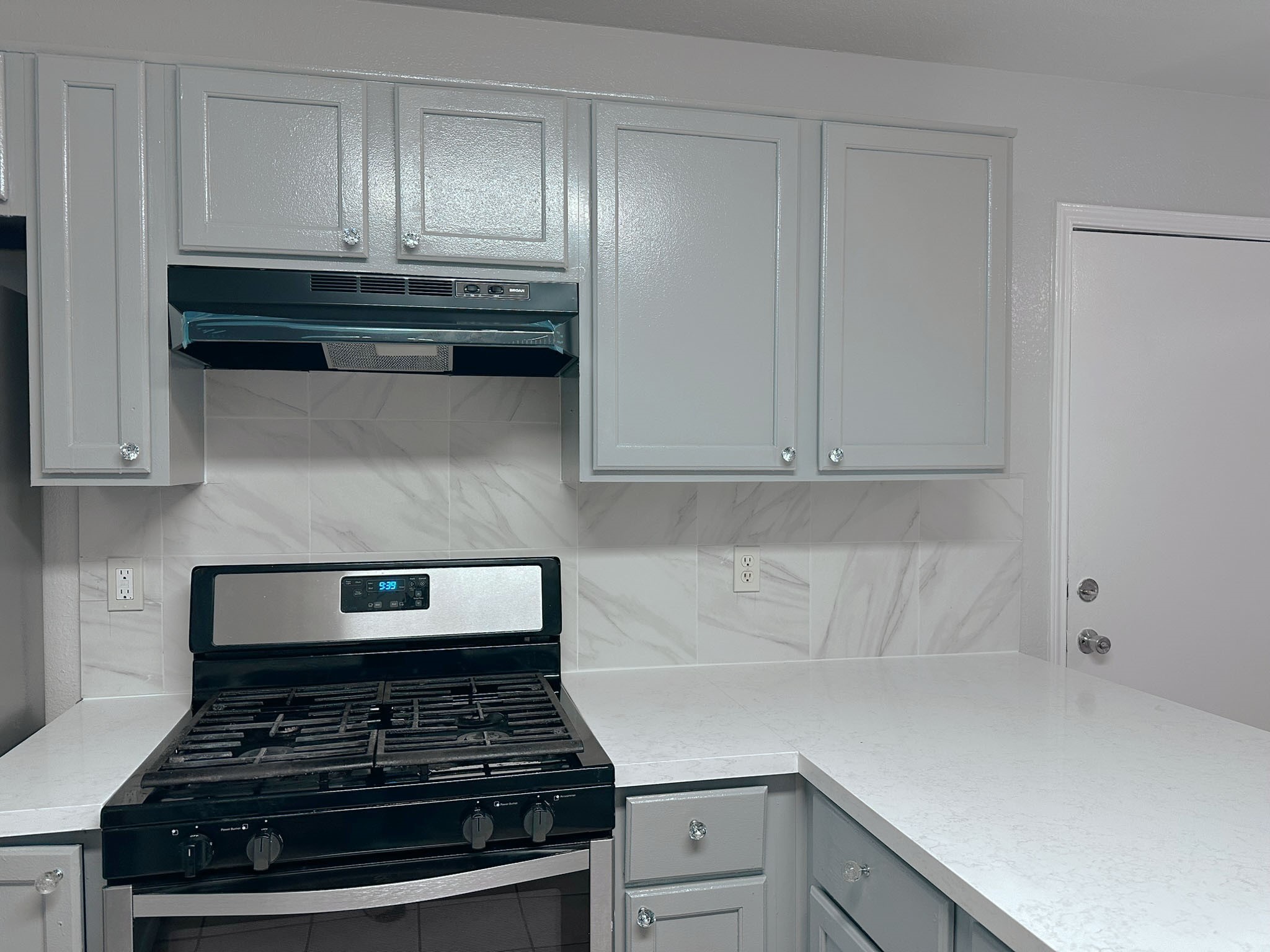 15522 Baxter Avenue Property Photo 8