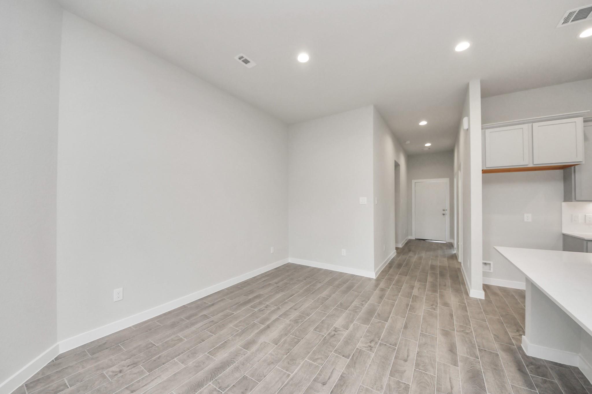 11719 Leafy Laurel Drive, Houston Tx 77066 Property Photo 4