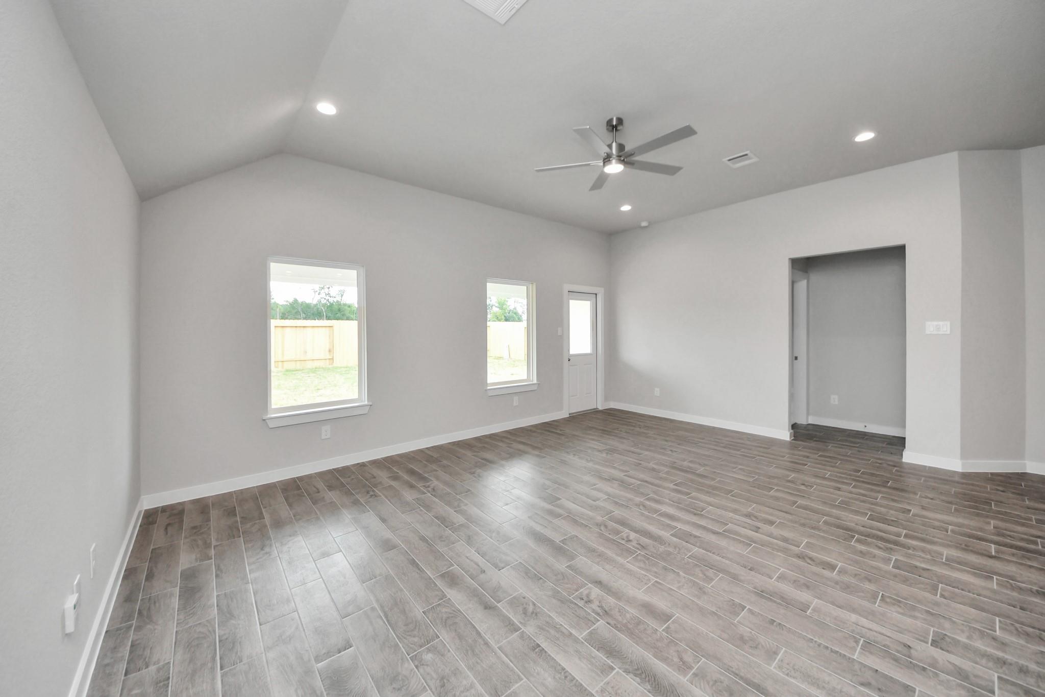 11719 Leafy Laurel Drive, Houston Tx 77066 Property Photo 12