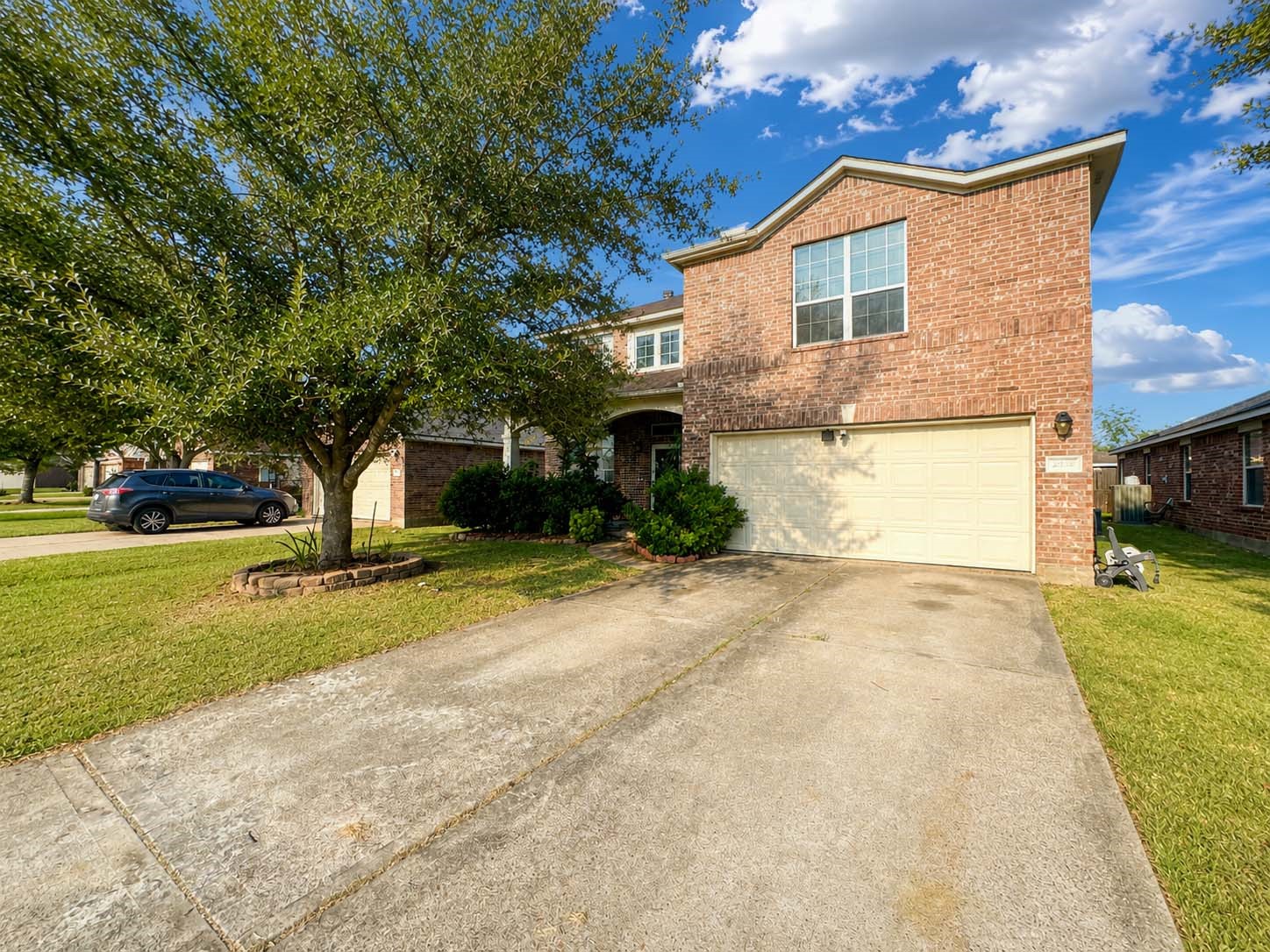 2422 Comal Drive Property Photo 2