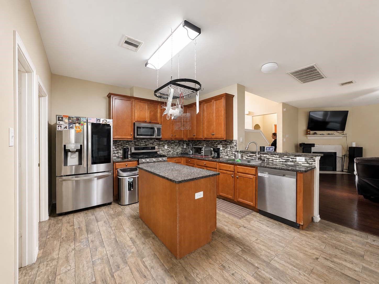 2422 Comal Drive Property Photo 17