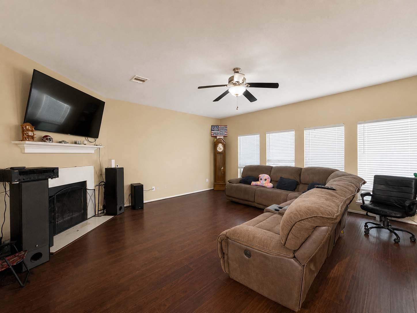 2422 Comal Drive Property Photo 23
