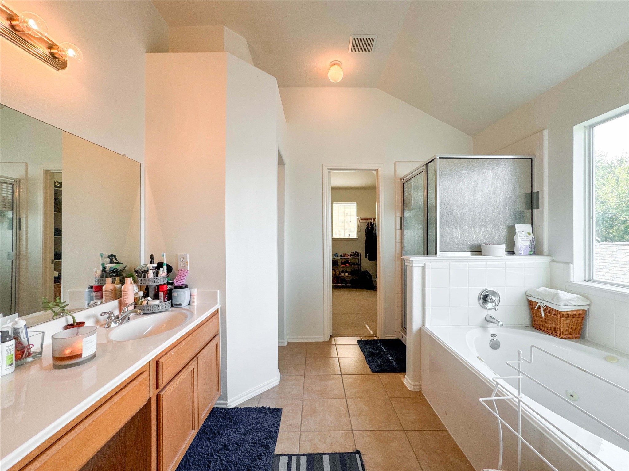 2422 Comal Drive Property Photo 29
