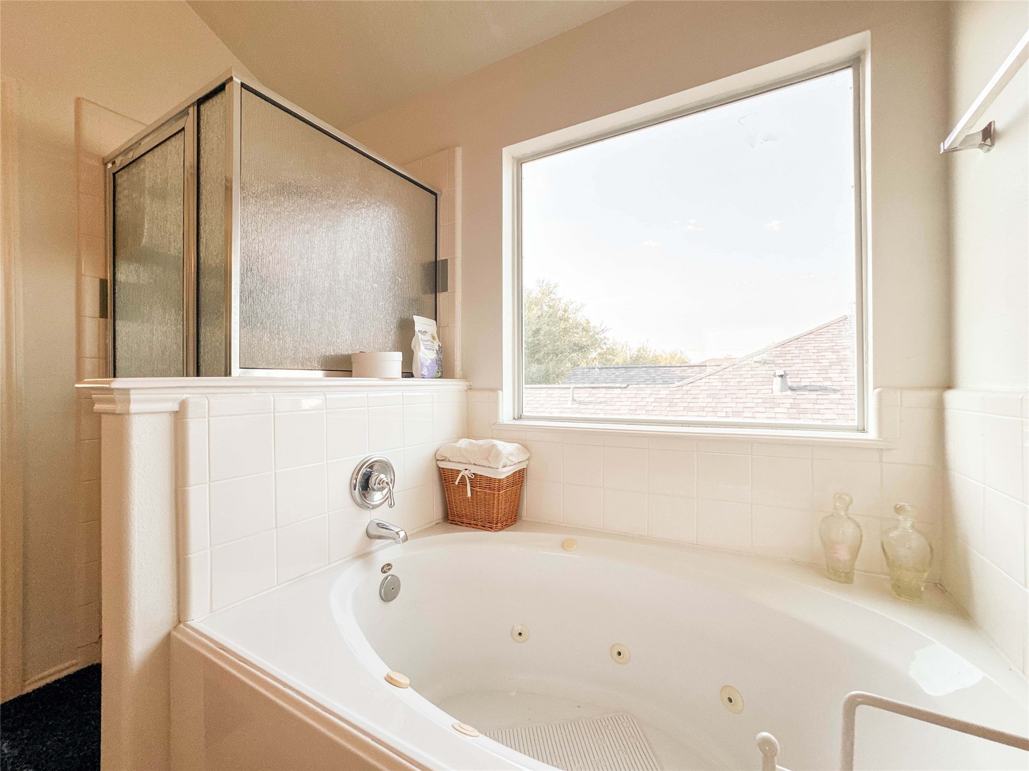2422 Comal Drive Property Photo 30