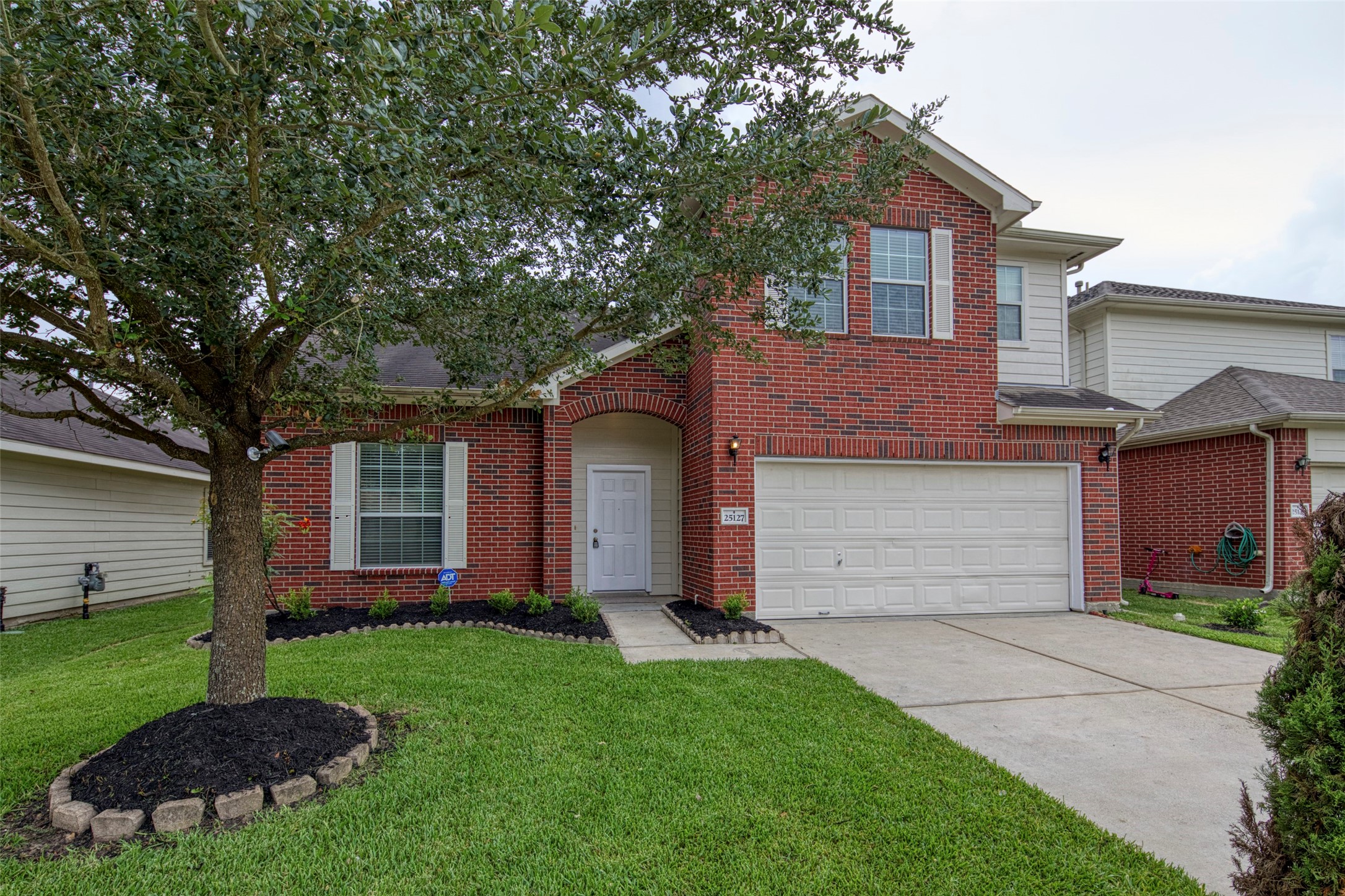 25127 Florina Ranch Drive Property Photo 1
