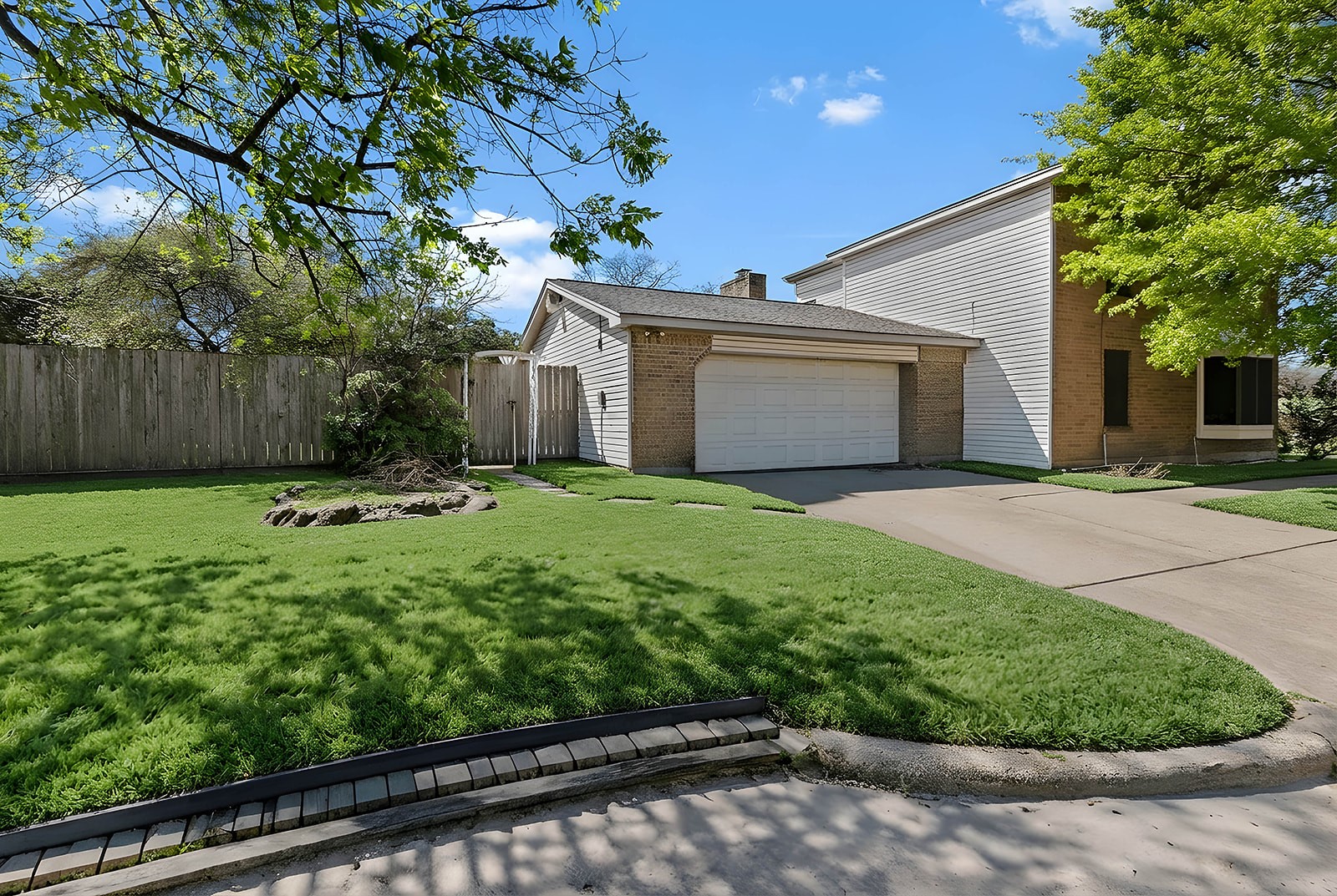 10703 Crestfield Court Property Photo 26