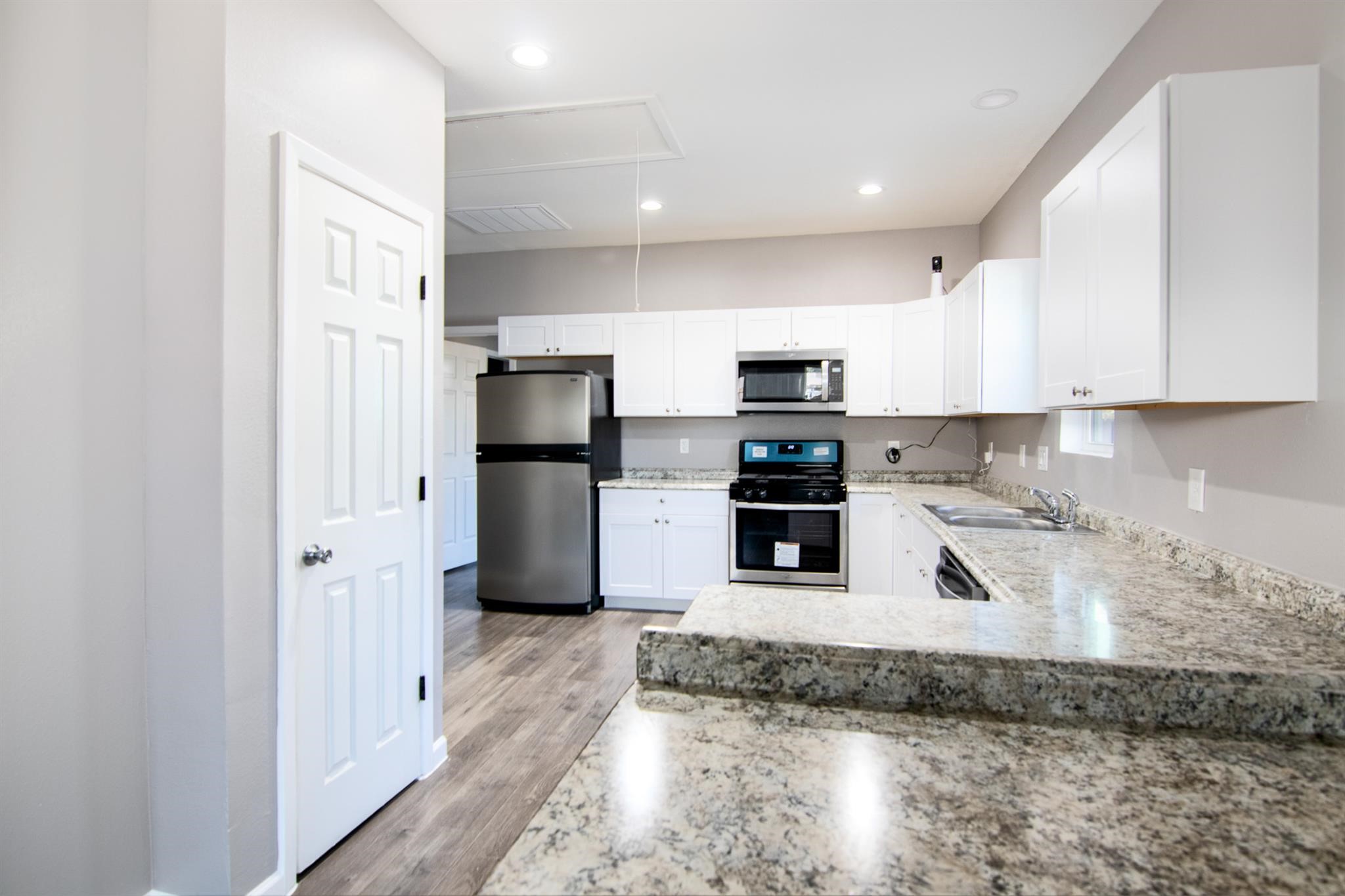 1709 Stevens Street Property Photo 6