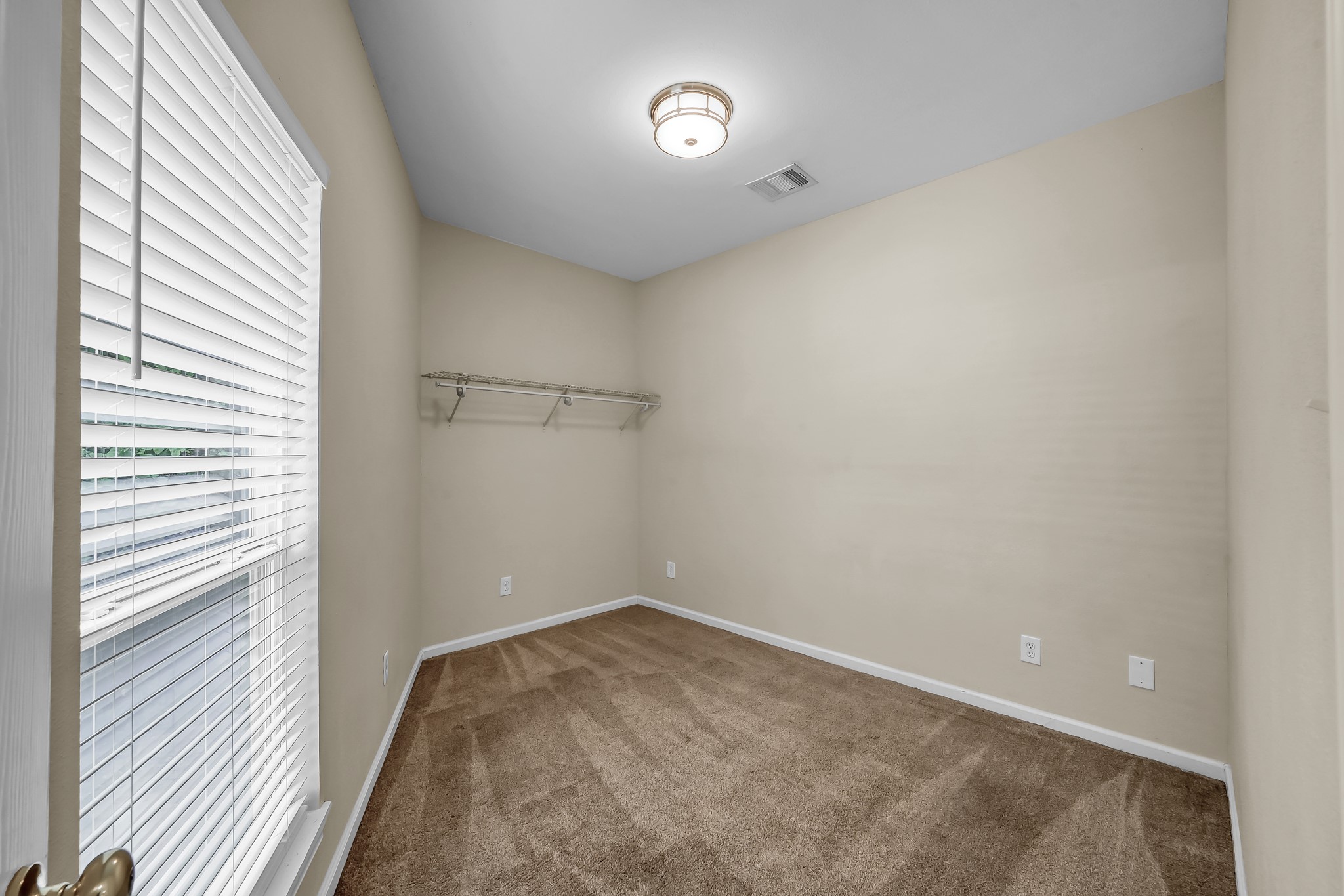 16818 W Alderson Property Photo 11