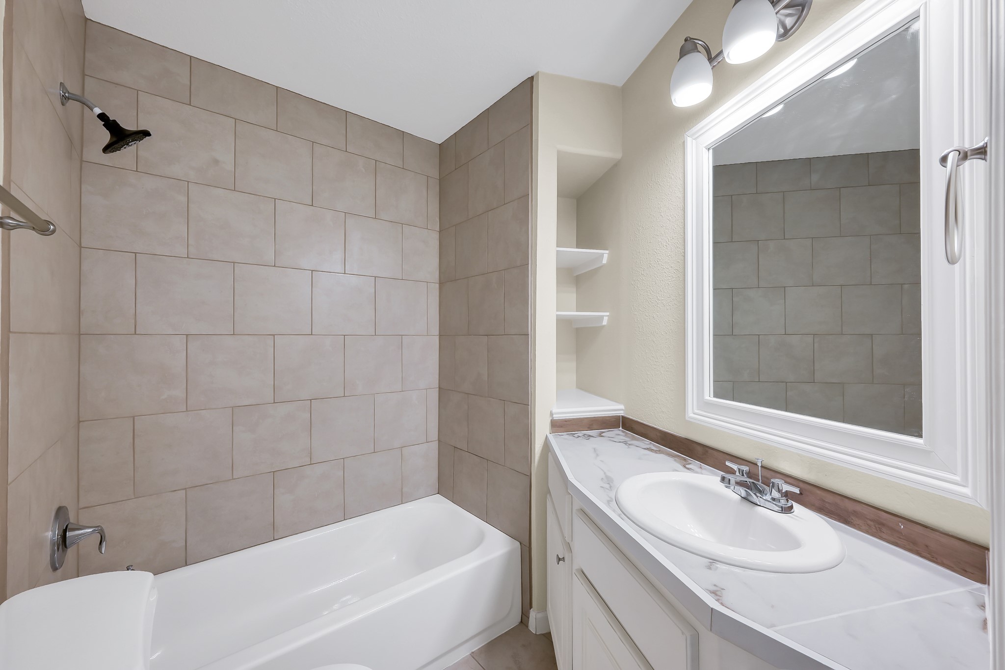 16818 W Alderson Property Photo 19